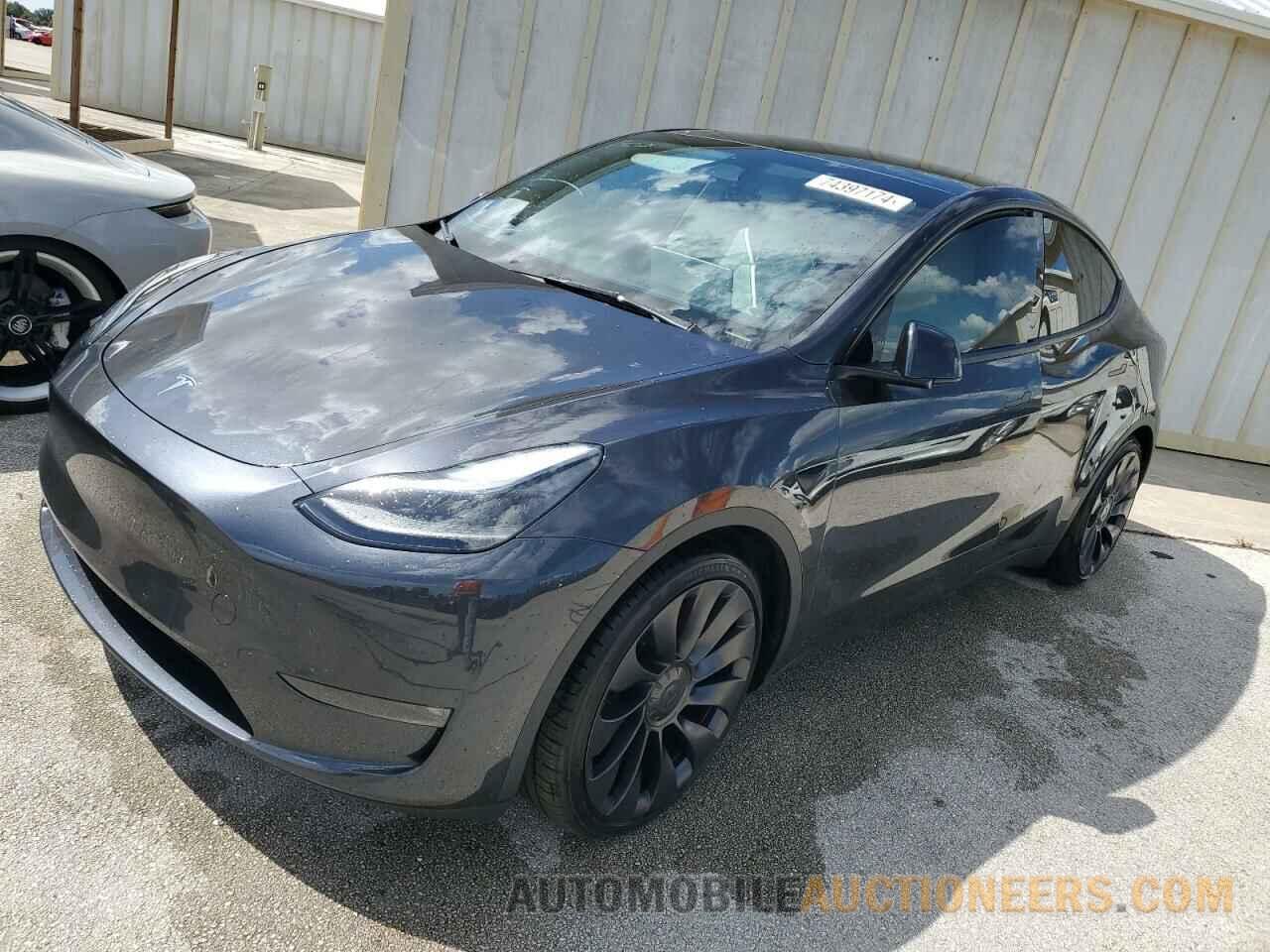 7SAYGDEF9RF042980 TESLA MODEL Y 2024