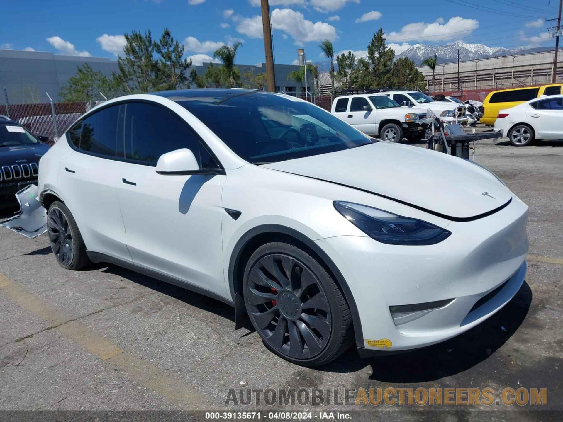 7SAYGDEFXNF384013 TESLA MODEL Y 2022