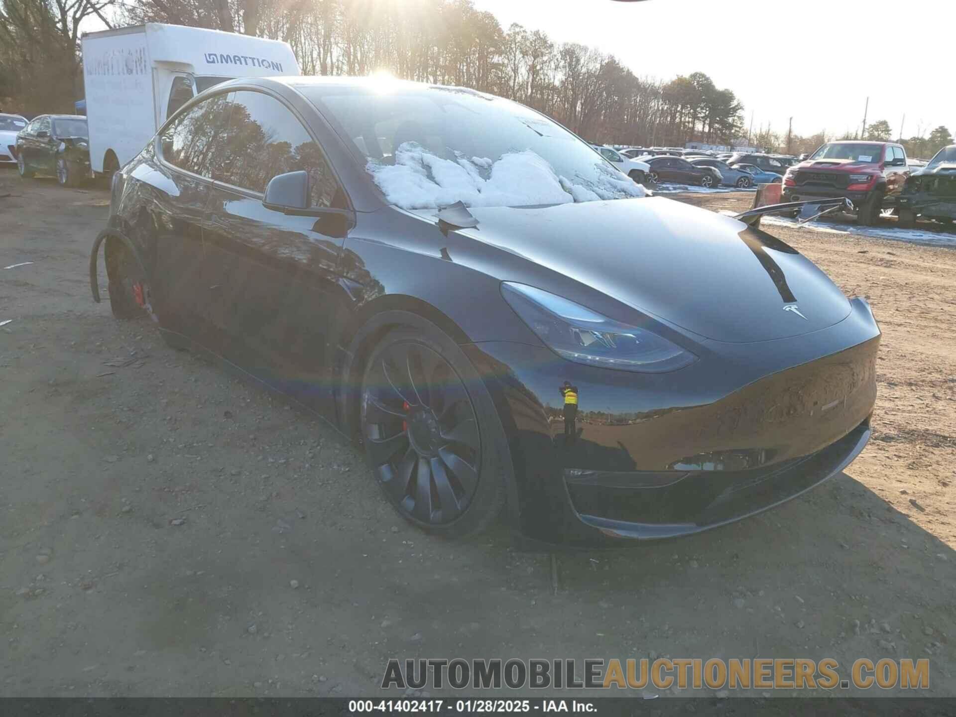 7SAYGDEFXRA282830 TESLA MODEL Y 2024