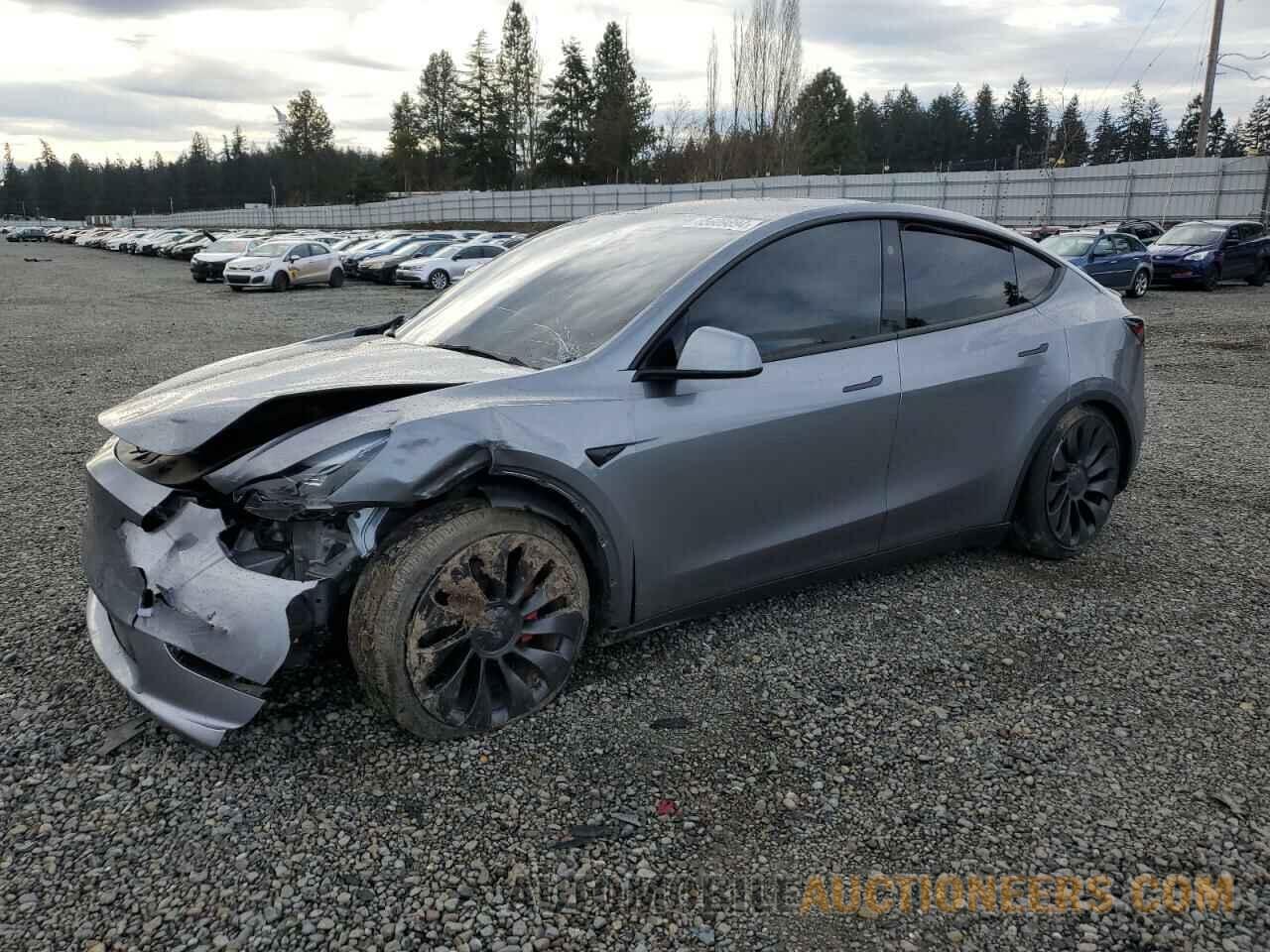 7SAYGDEFXRF170015 TESLA MODEL Y 2024