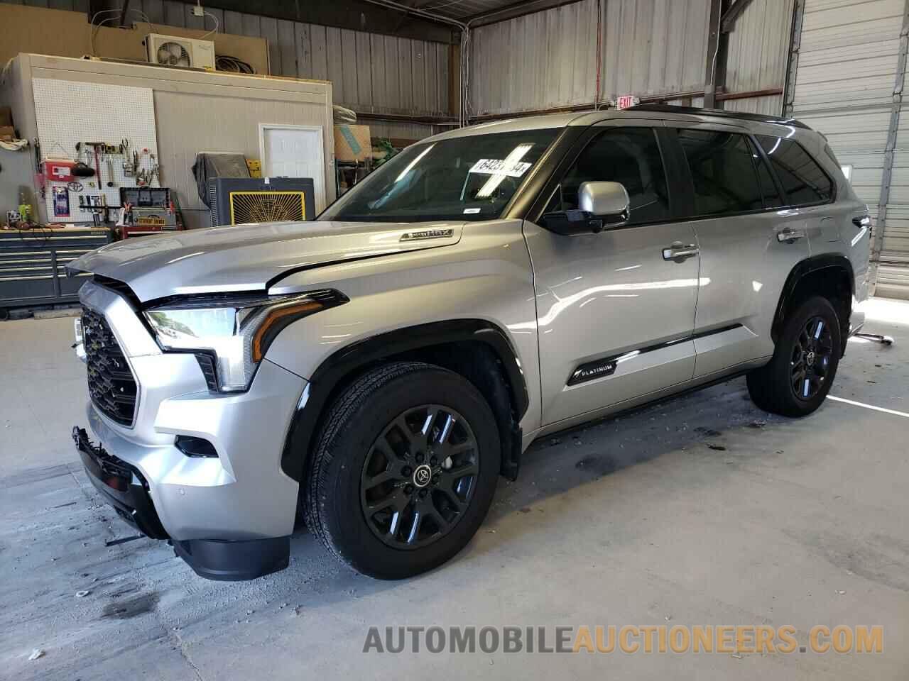 7SVAAABA0RX024192 TOYOTA SEQUOIA 2024