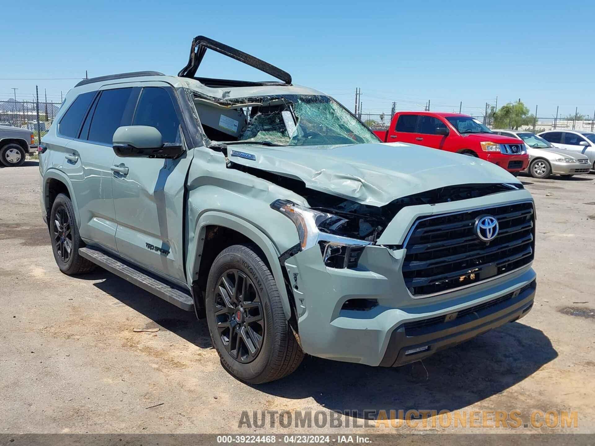 7SVAAABA0RX028114 TOYOTA SEQUOIA 2024