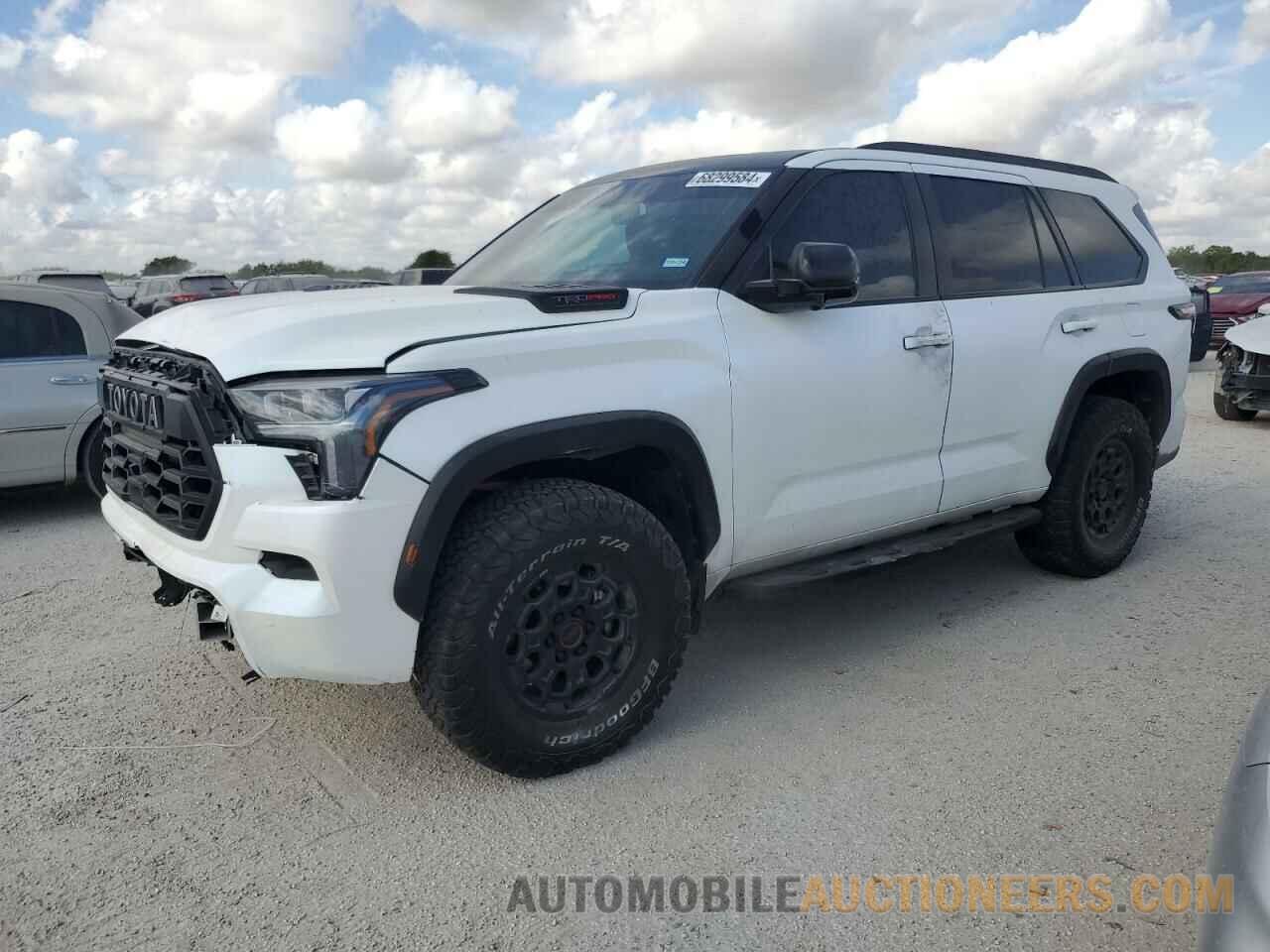 7SVAAABA5RX020655 TOYOTA SEQUOIA 2024