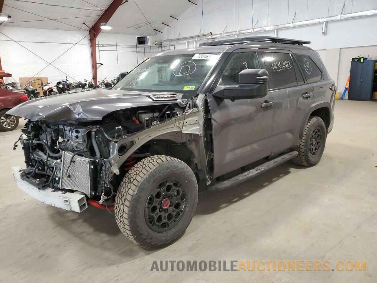 7SVAAABA7PX004938 TOYOTA SEQUOIA 2023