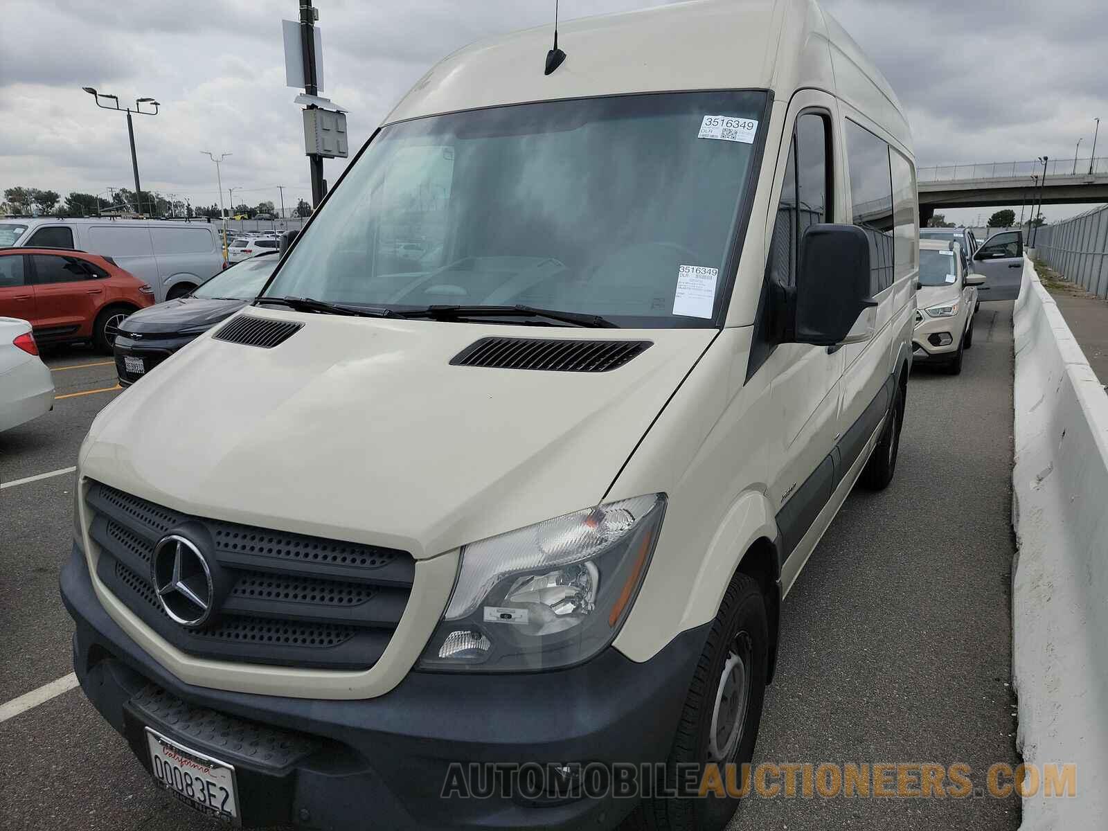 8BTPE7CD0GE127599 Mercedes-Benz Sprinter 2016