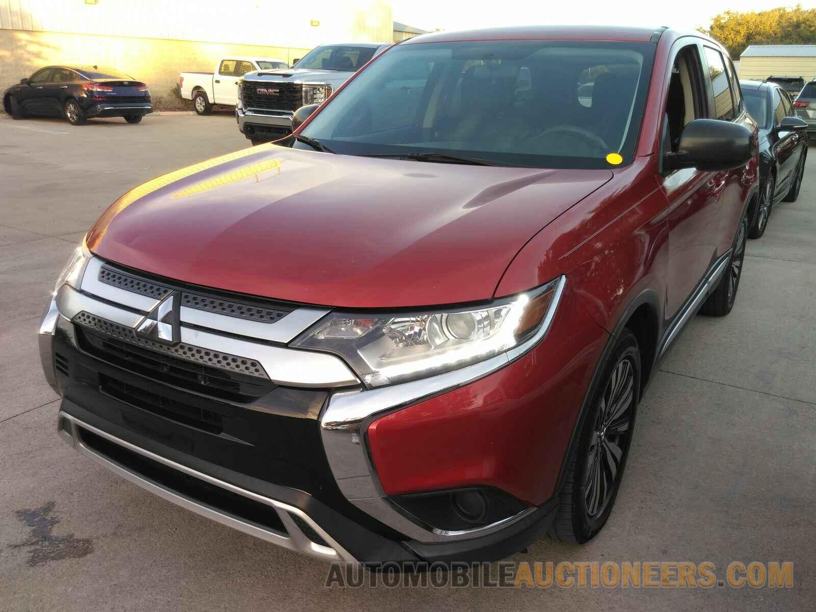 JA4AD2A30KZ051004 Mitsubishi Outlander 2019