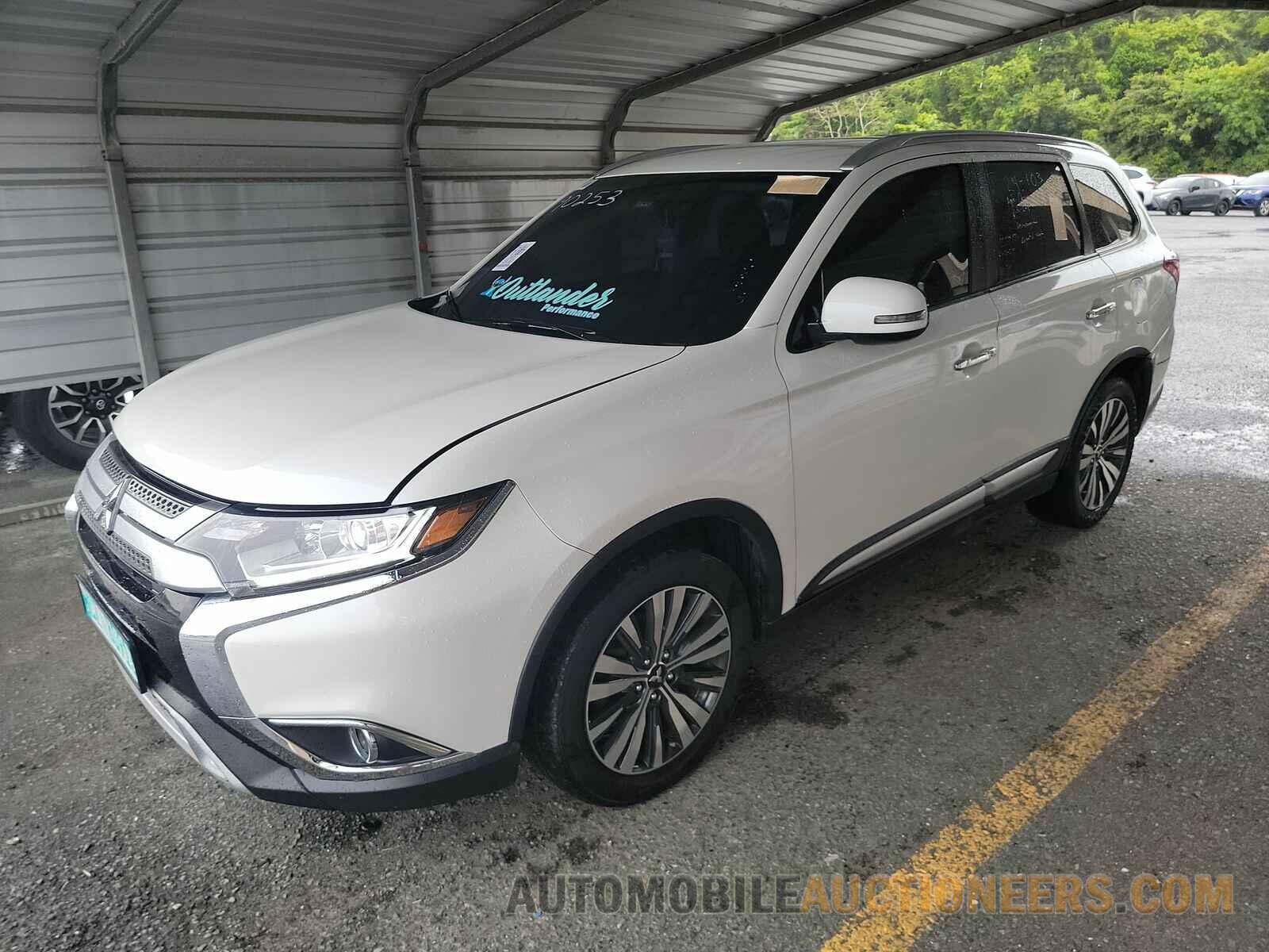 JA4AD2A30LZ012494 Mitsubishi Outlander 2020