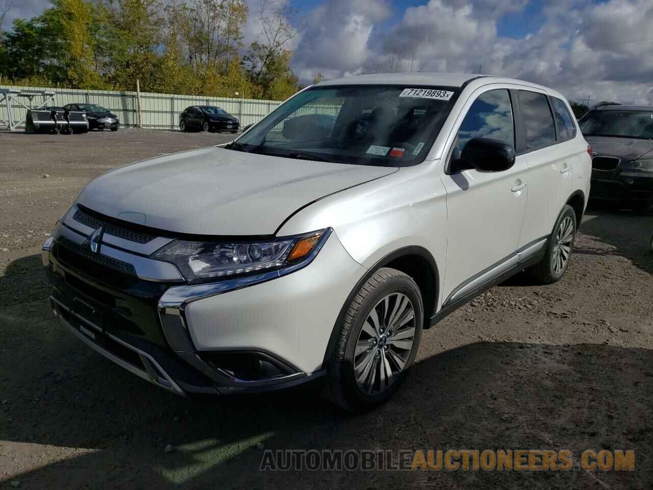 JA4AD2A31LZ042006 MITSUBISHI OUTLANDER 2020