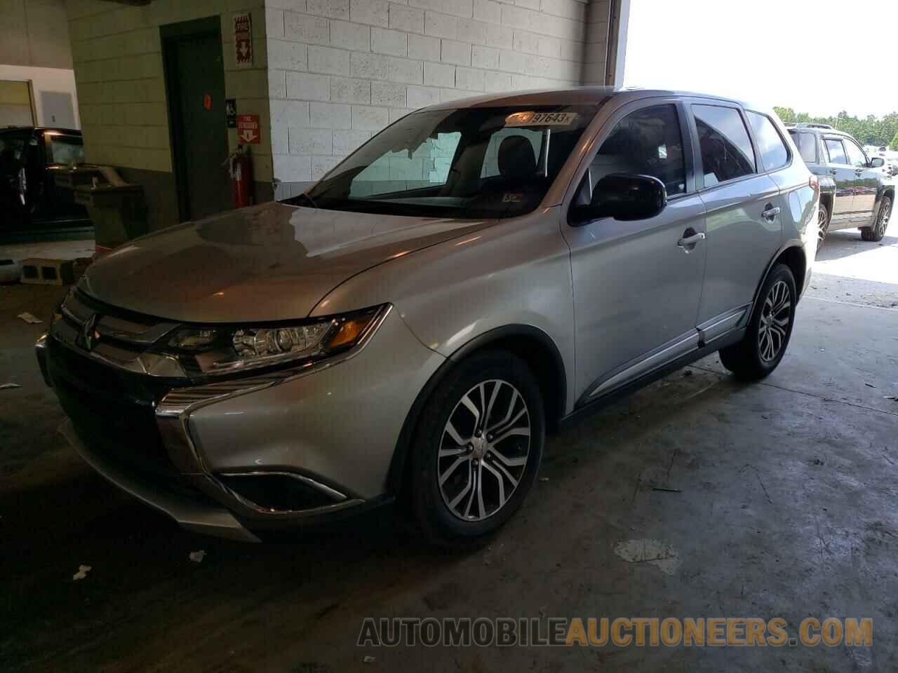 JA4AD2A33JZ061055 MITSUBISHI OUTLANDER 2018