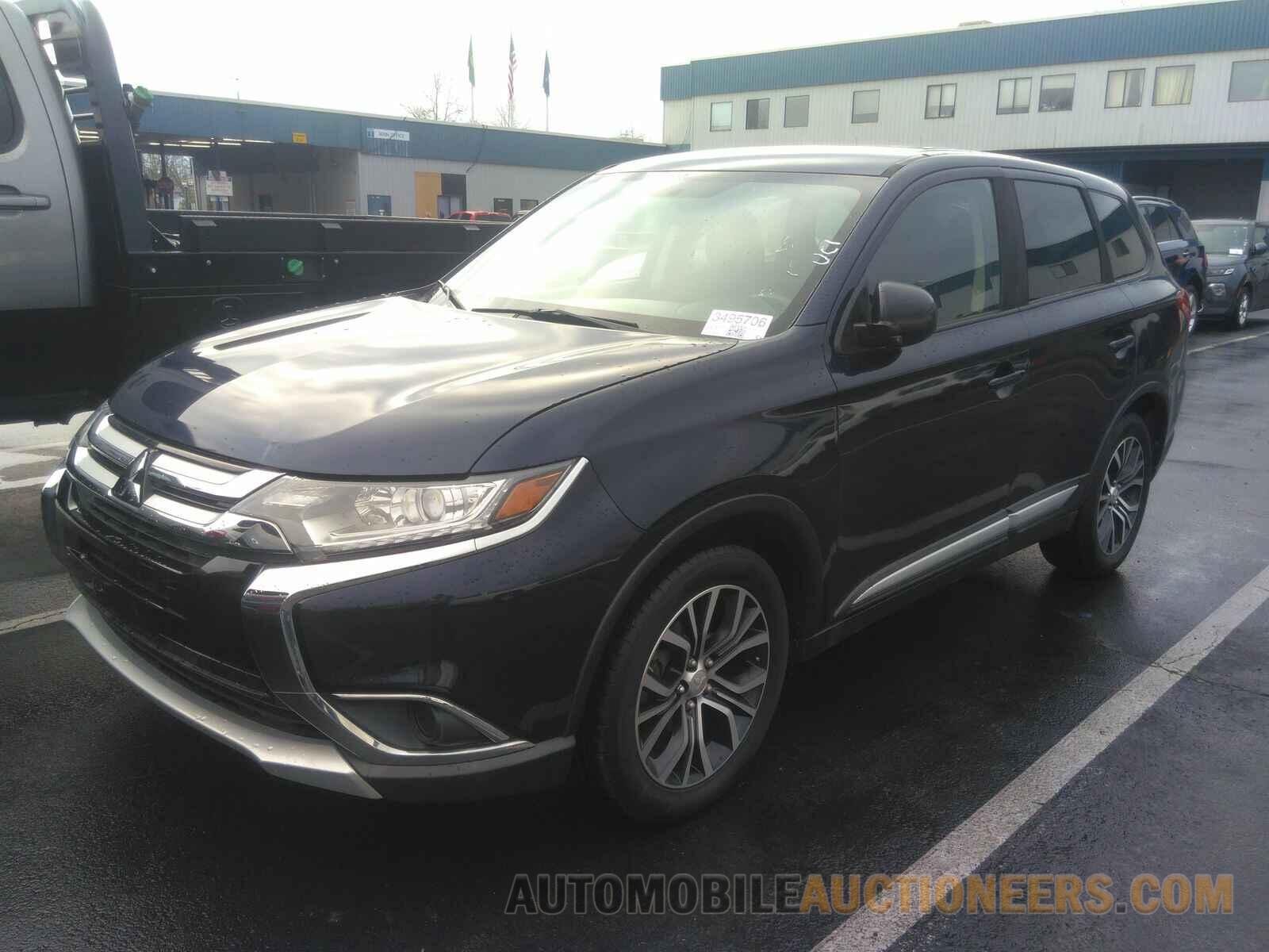 JA4AD2A34JJ002692 Mitsubishi Outlander 2018