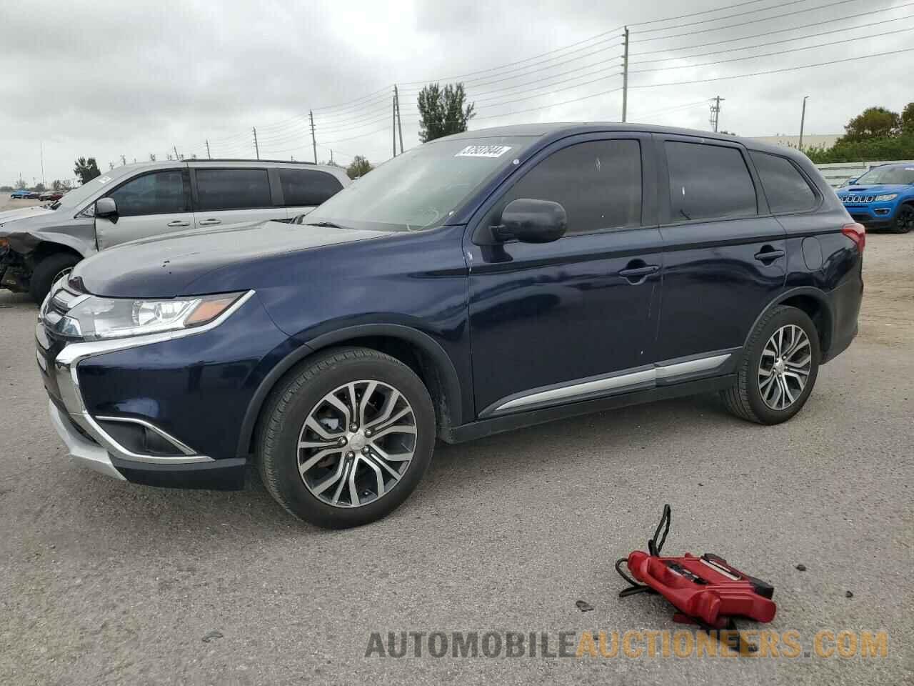 JA4AD2A35JZ055161 MITSUBISHI OUTLANDER 2018