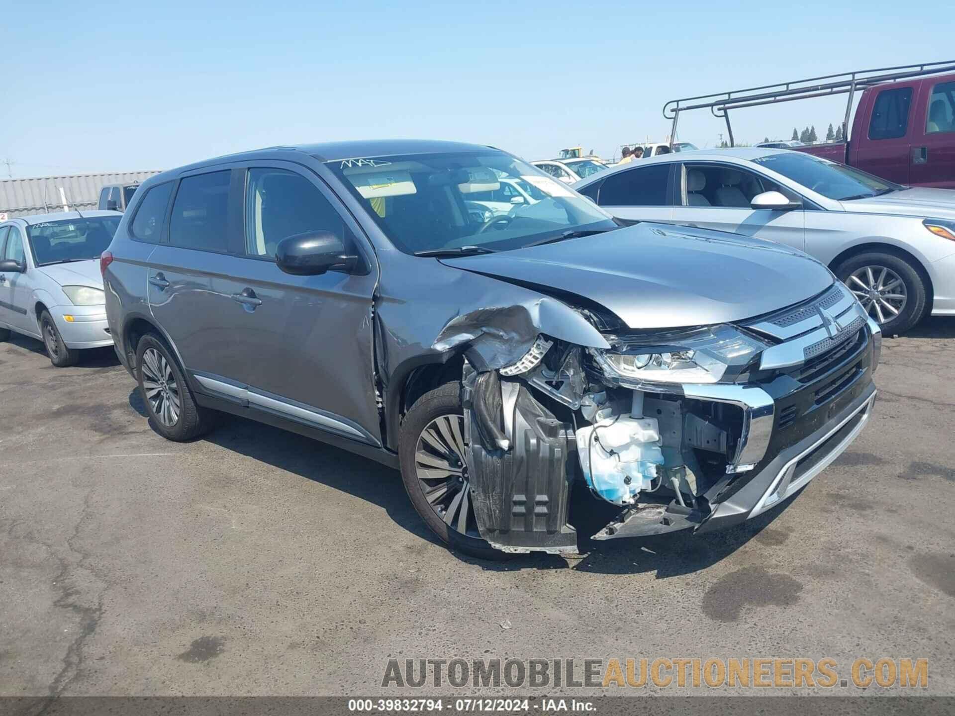 JA4AD2A35LZ017867 MITSUBISHI OUTLANDER 2020