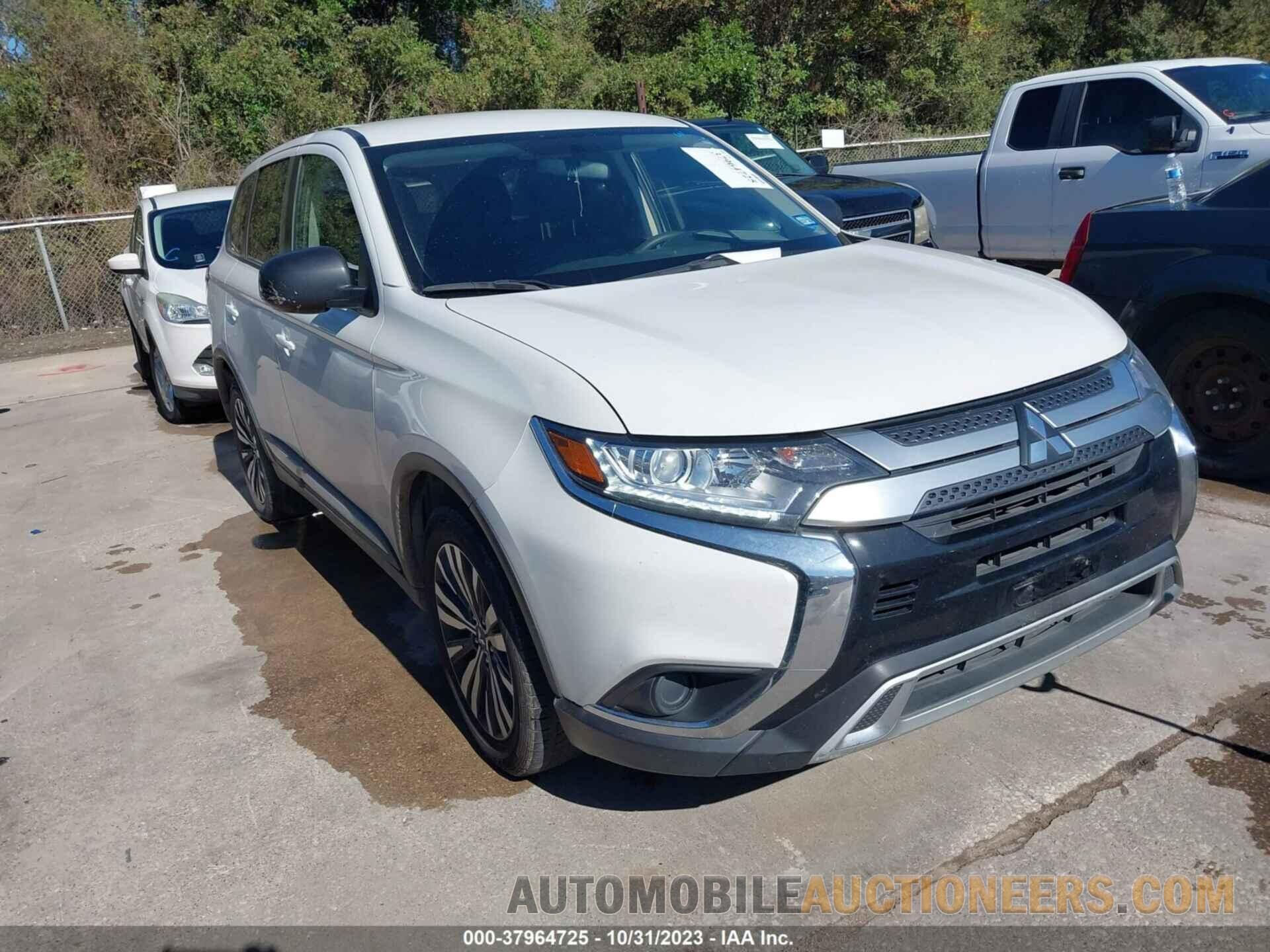 JA4AD2A35LZ046897 MITSUBISHI OUTLANDER 2020