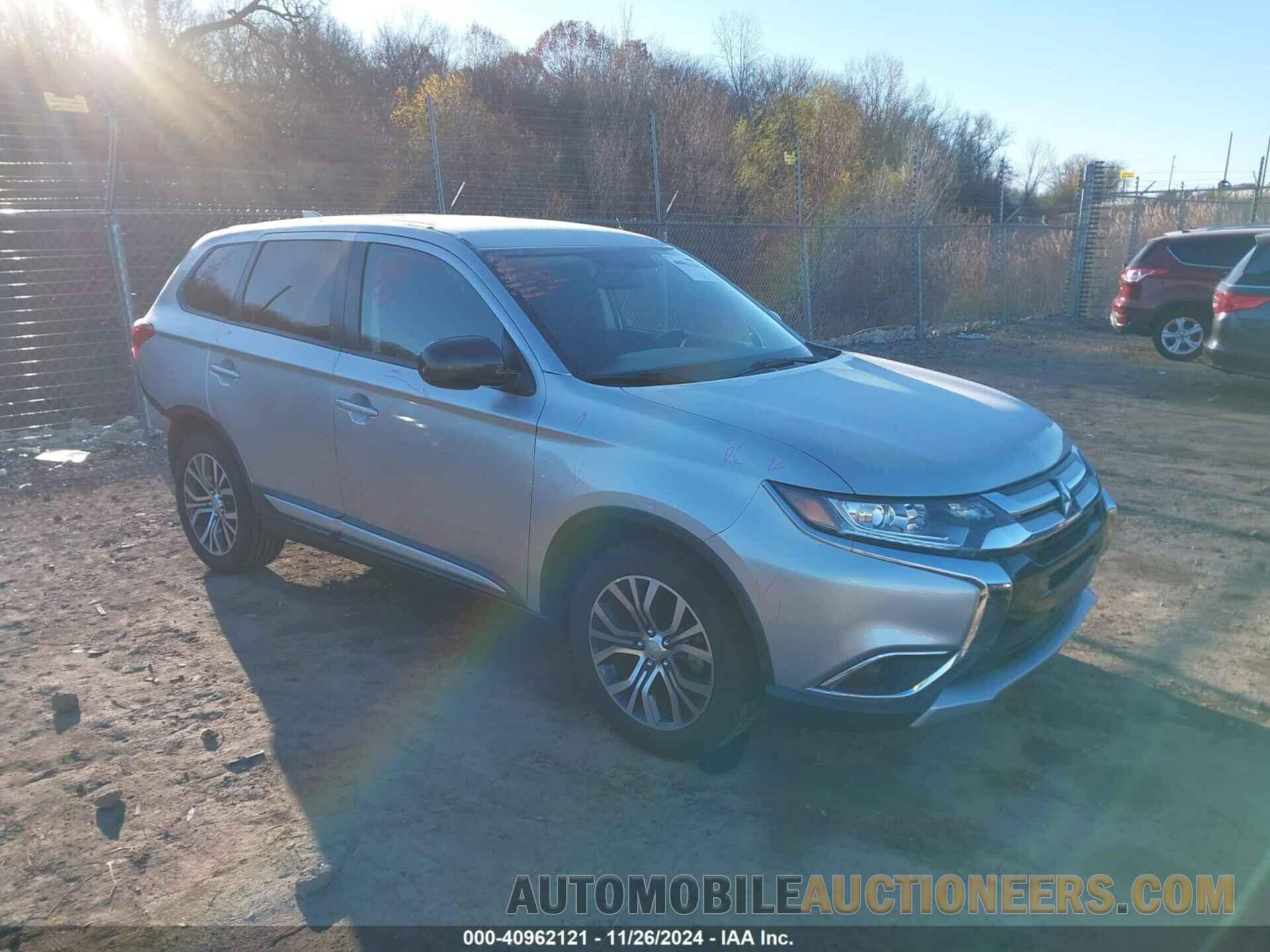 JA4AD2A36JZ015672 MITSUBISHI OUTLANDER 2018