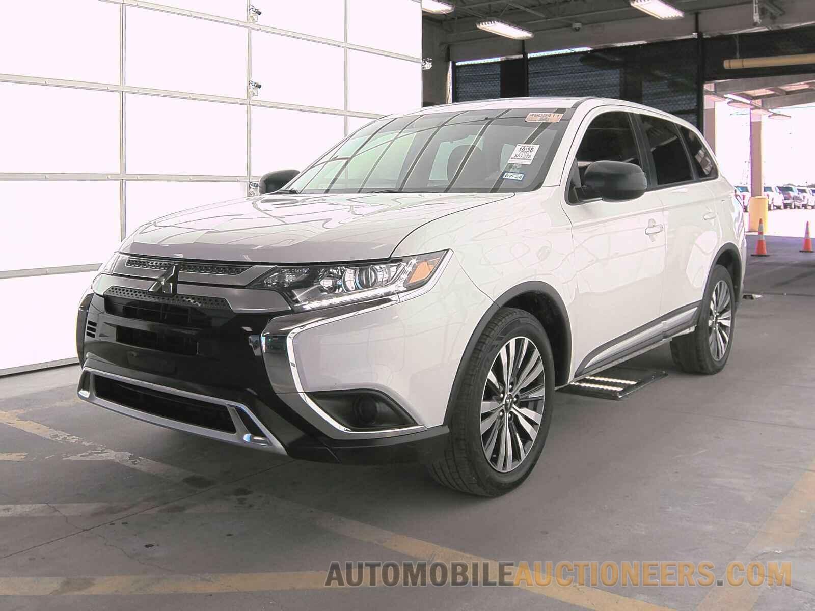 JA4AD2A36LZ039103 Mitsubishi Outlander 2020