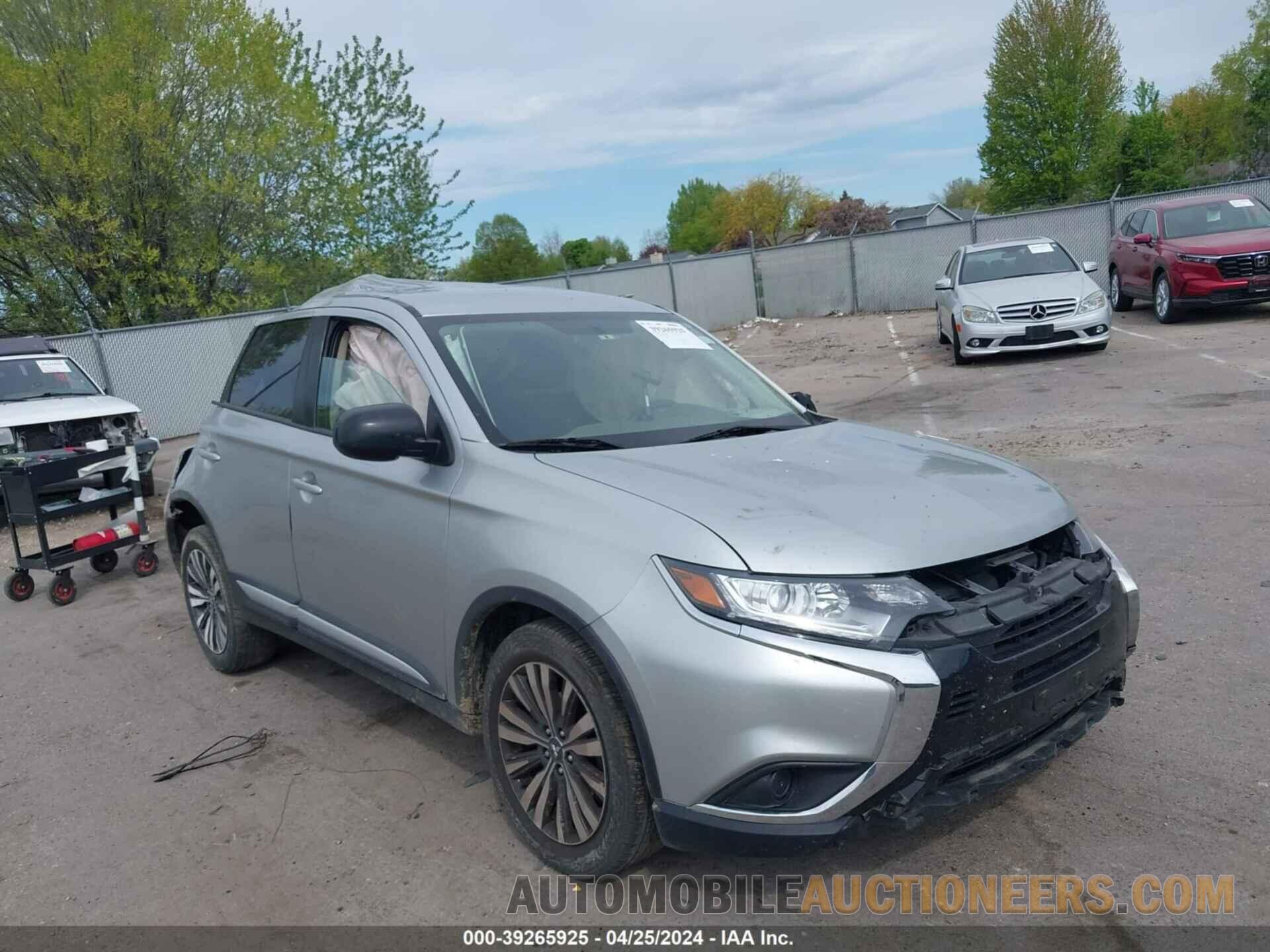 JA4AD2A38LJ001810 MITSUBISHI OUTLANDER 2020