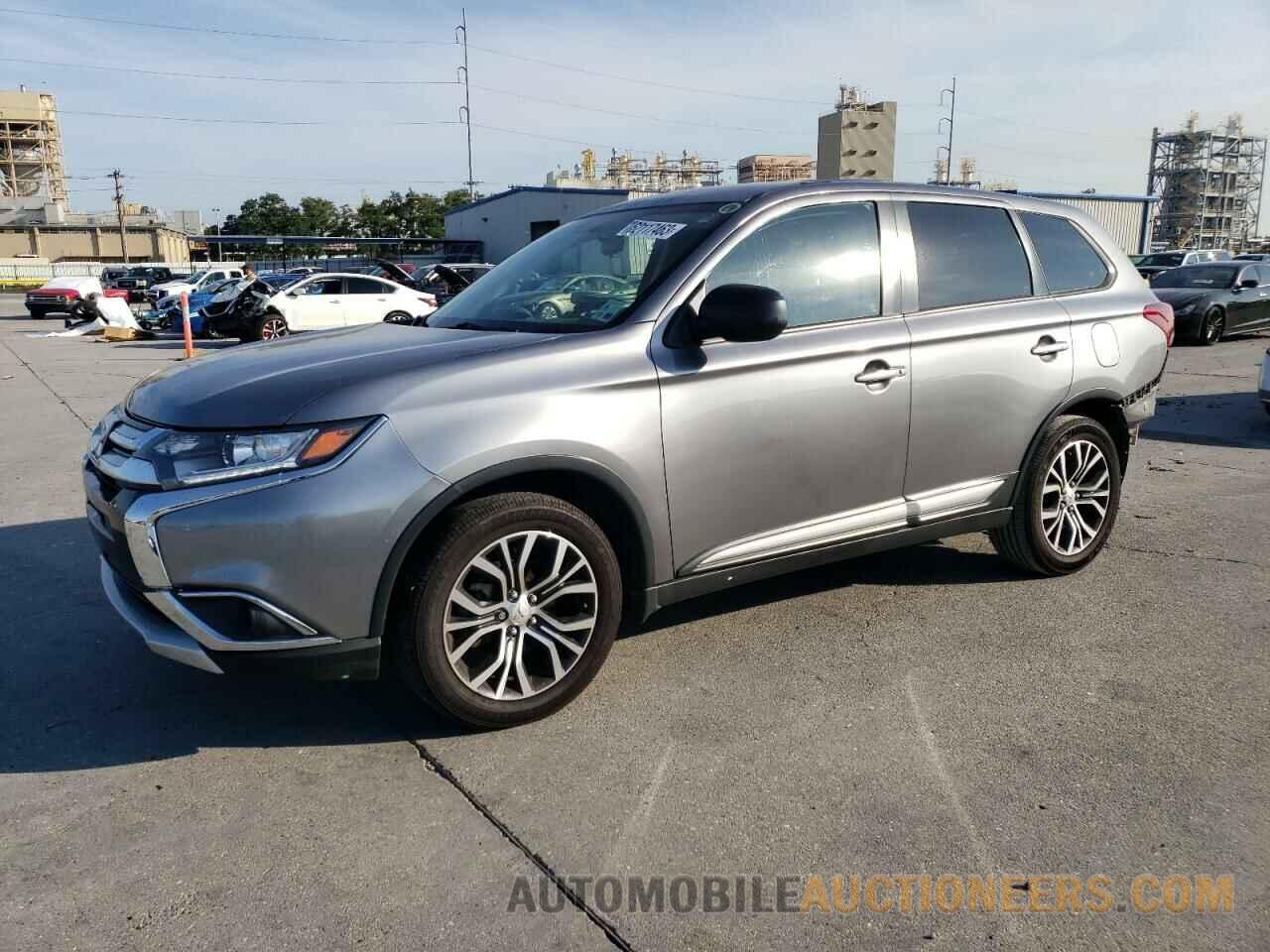 JA4AD2A3XJJ001496 MITSUBISHI OUTLANDER 2018