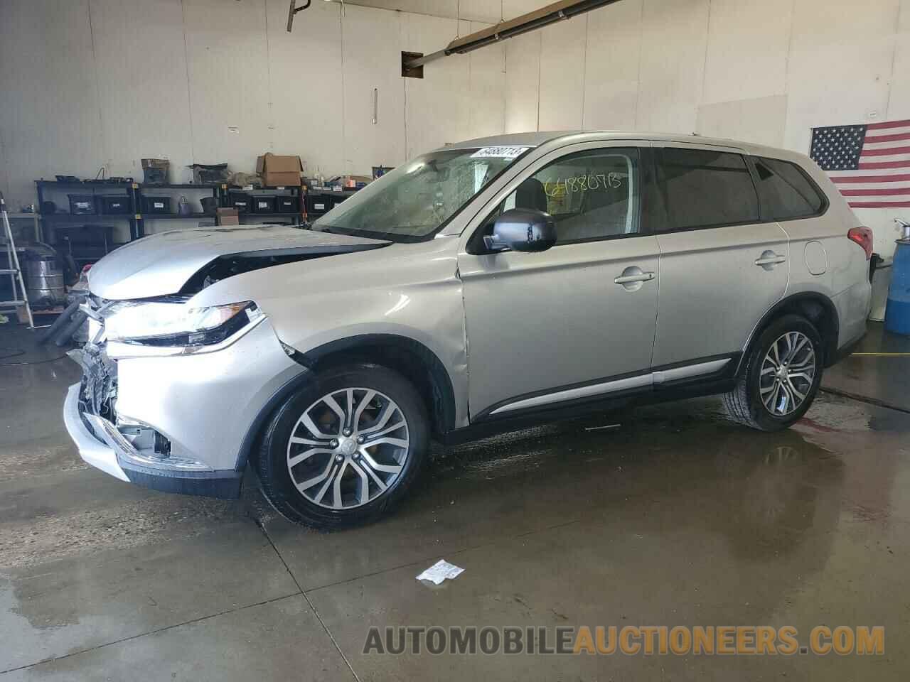 JA4AD2A3XJZ061053 MITSUBISHI OUTLANDER 2018