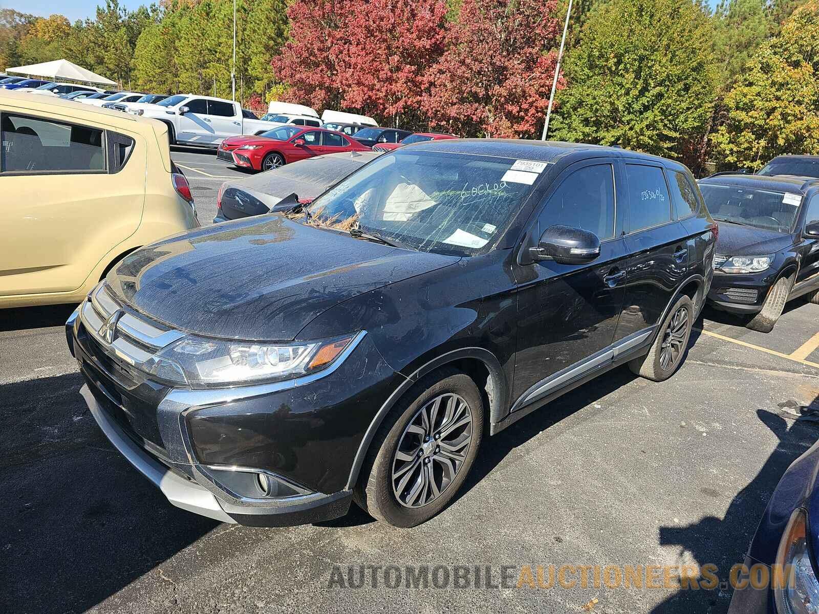 JA4AD3A30JZ038306 Mitsubishi Outlander 2018