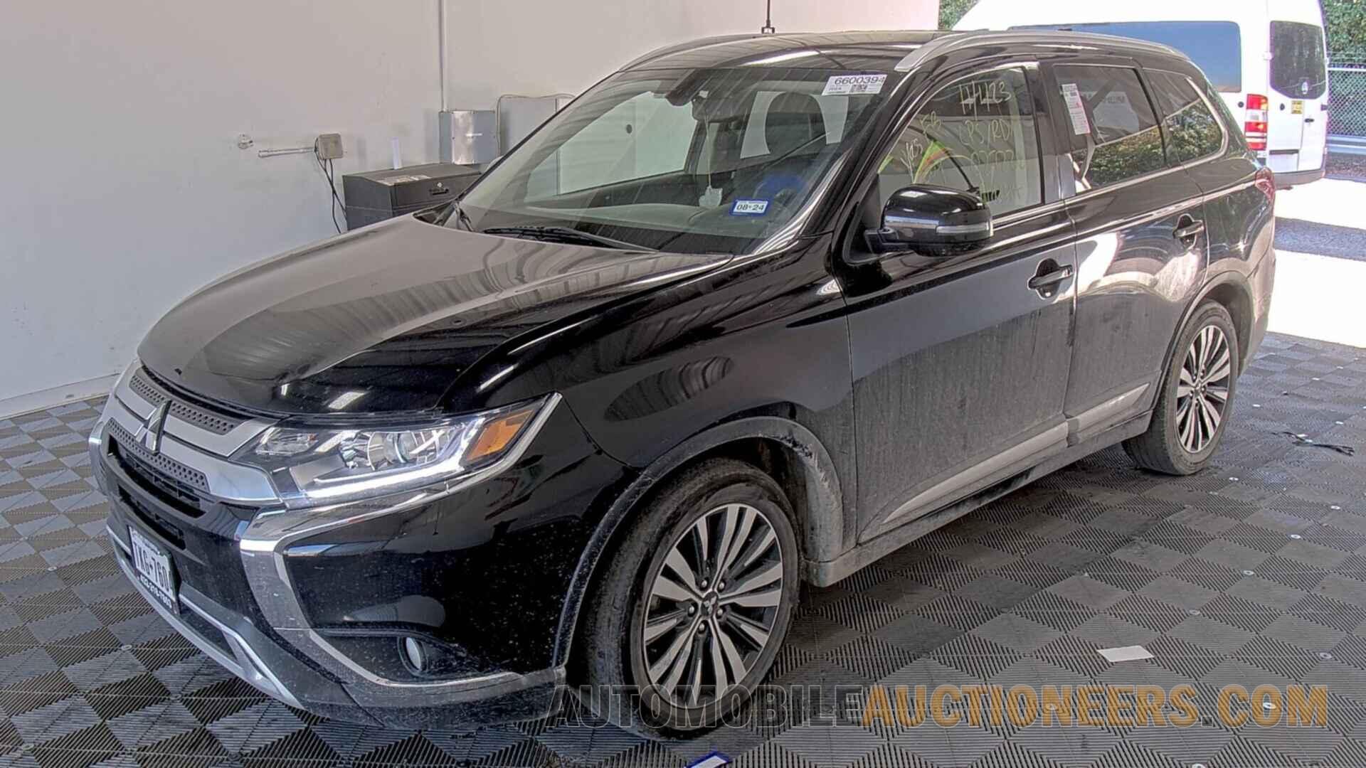 JA4AD3A30KZ027226 Mitsubishi Outlander 2019