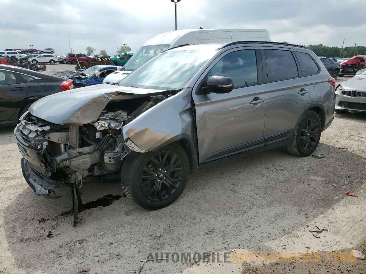 JA4AD3A31JZ047113 MITSUBISHI OUTLANDER 2018