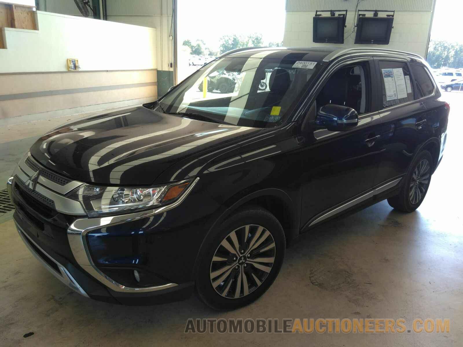 JA4AD3A31LZ035935 Mitsubishi Outlander 2020