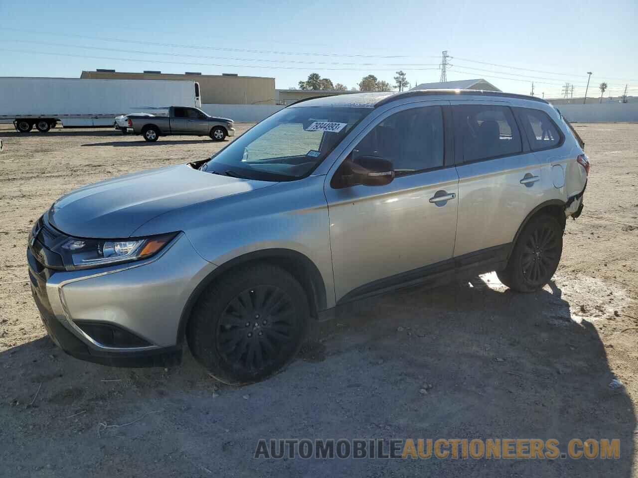 JA4AD3A31LZ036969 MITSUBISHI OUTLANDER 2020