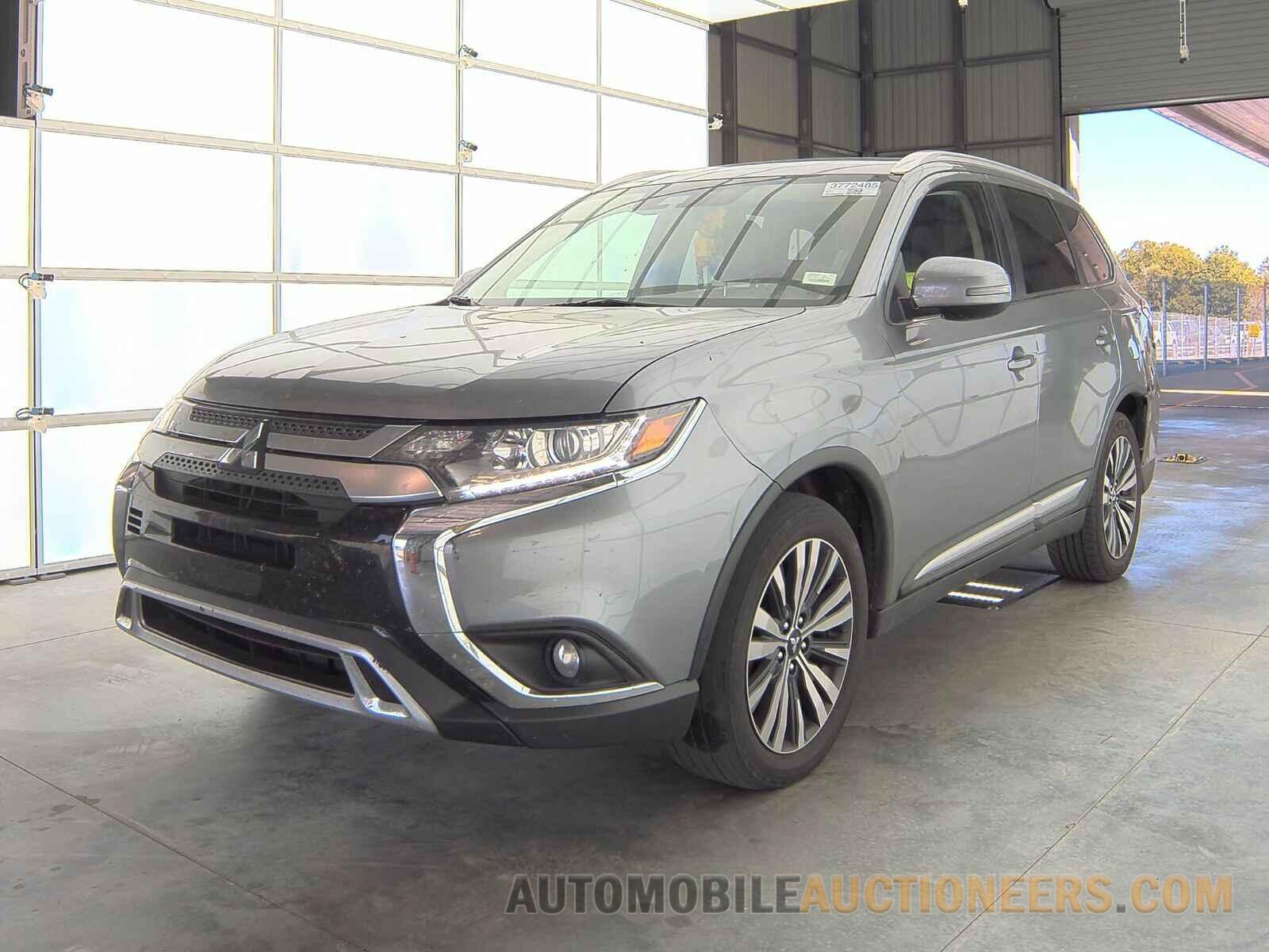 JA4AD3A31LZ042853 Mitsubishi Outlander 2020