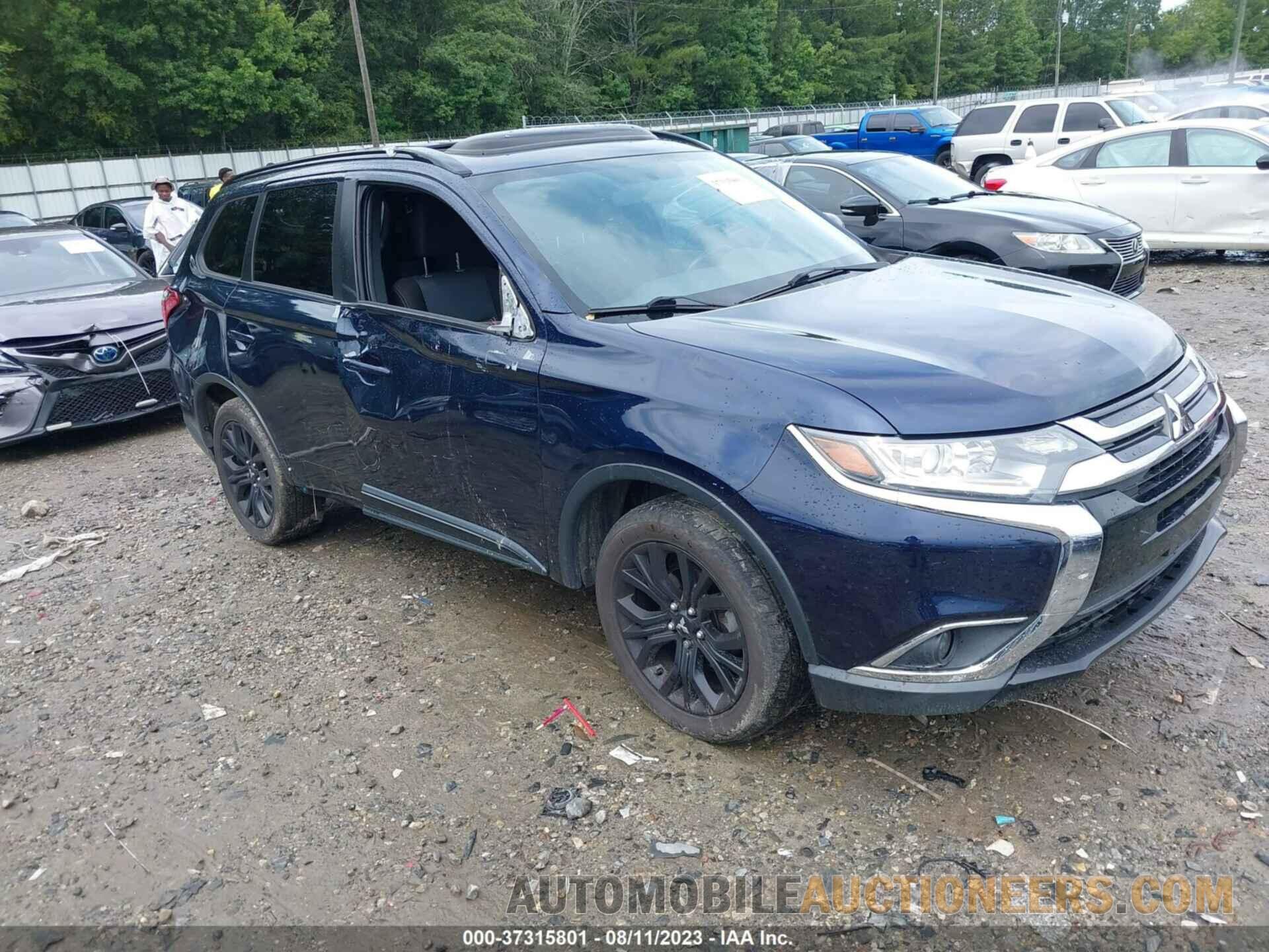 JA4AD3A32JZ030837 MITSUBISHI OUTLANDER 2018