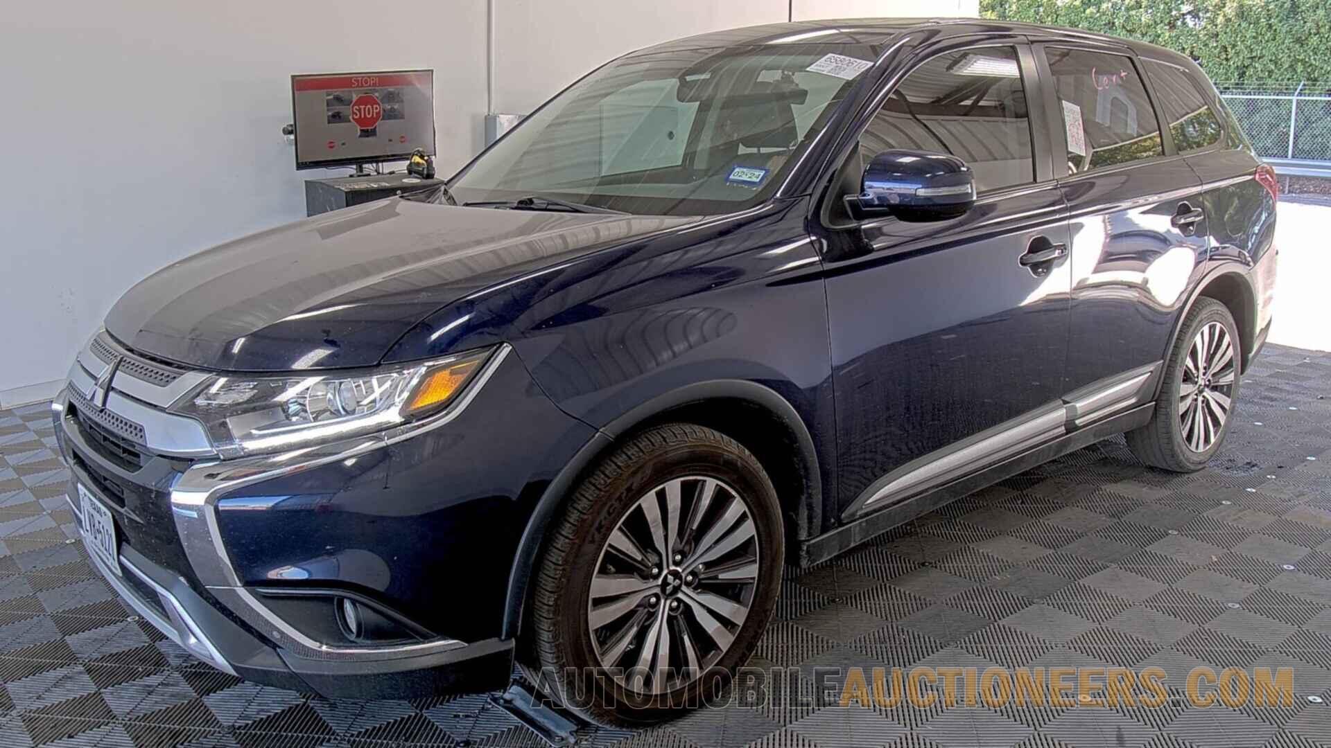 JA4AD3A32KZ006524 Mitsubishi Outlander 2019