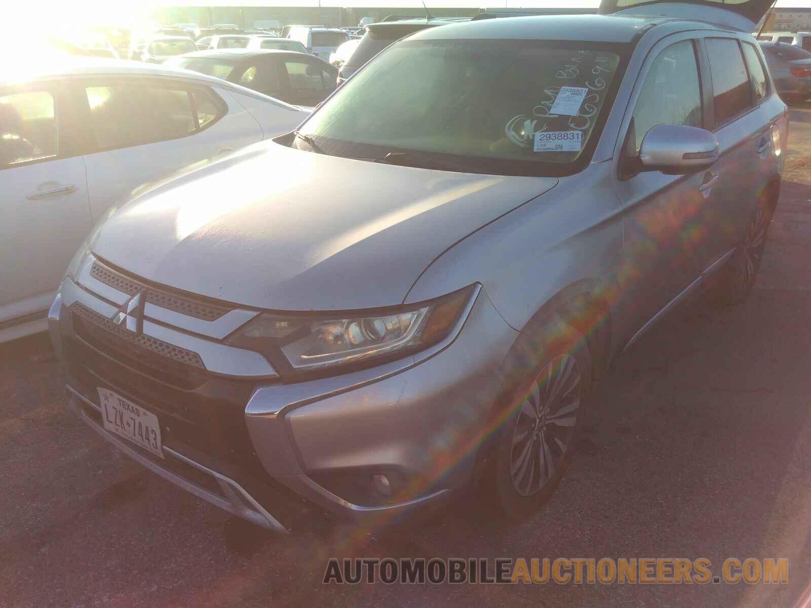 JA4AD3A32KZ006569 Mitsubishi Outlander 2019