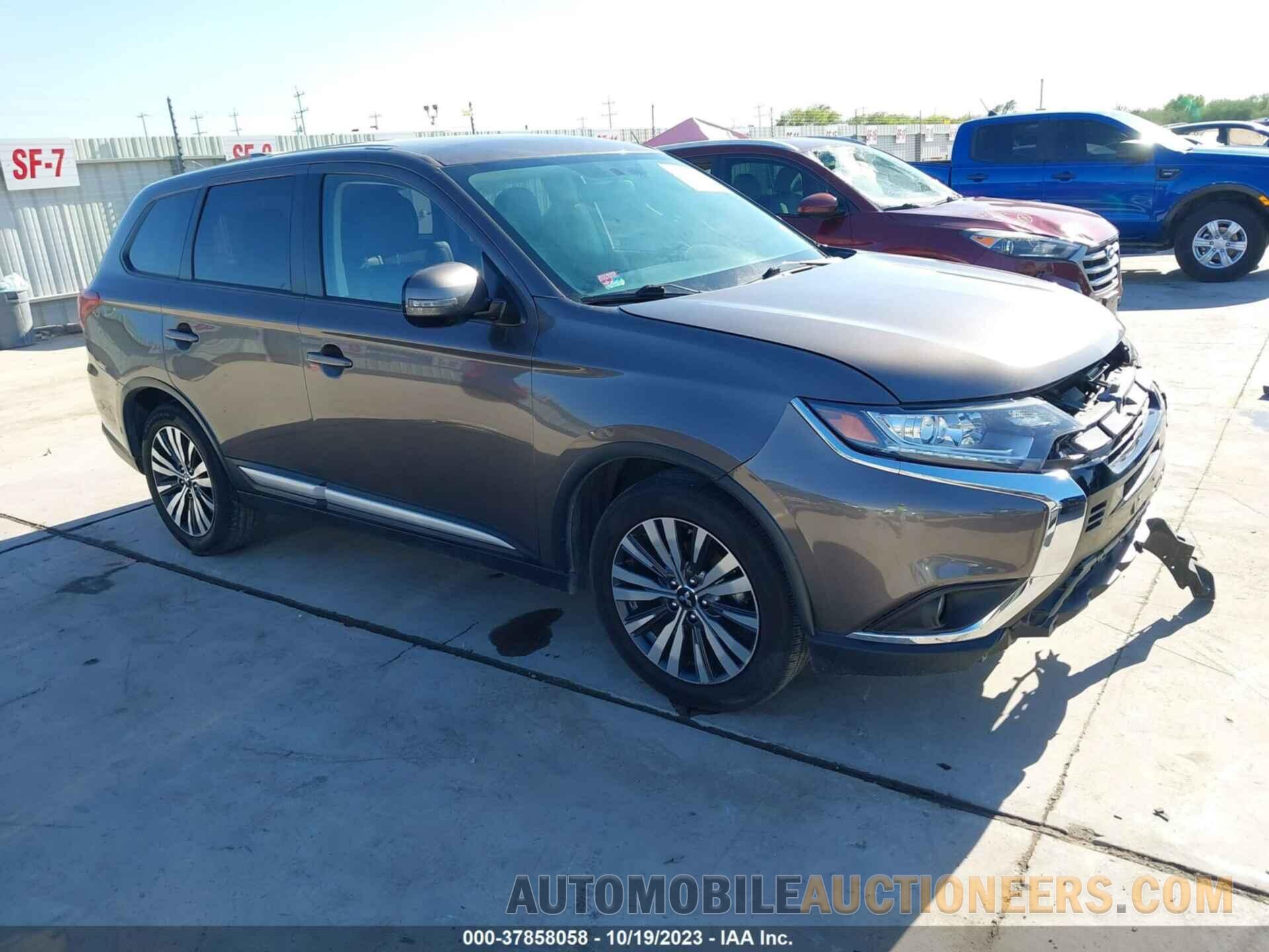 JA4AD3A32KZ029902 MITSUBISHI OUTLANDER 2019