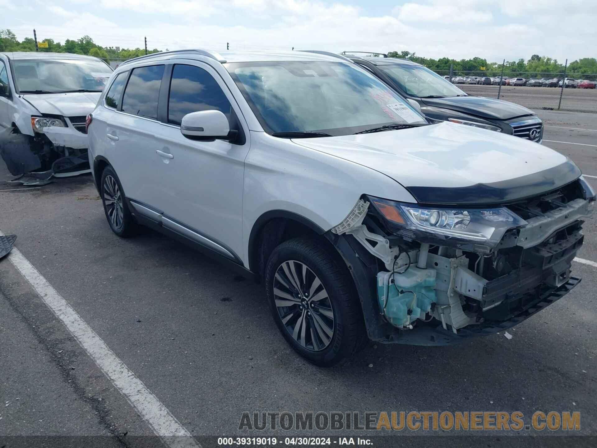 JA4AD3A32LZ031313 MITSUBISHI OUTLANDER 2020