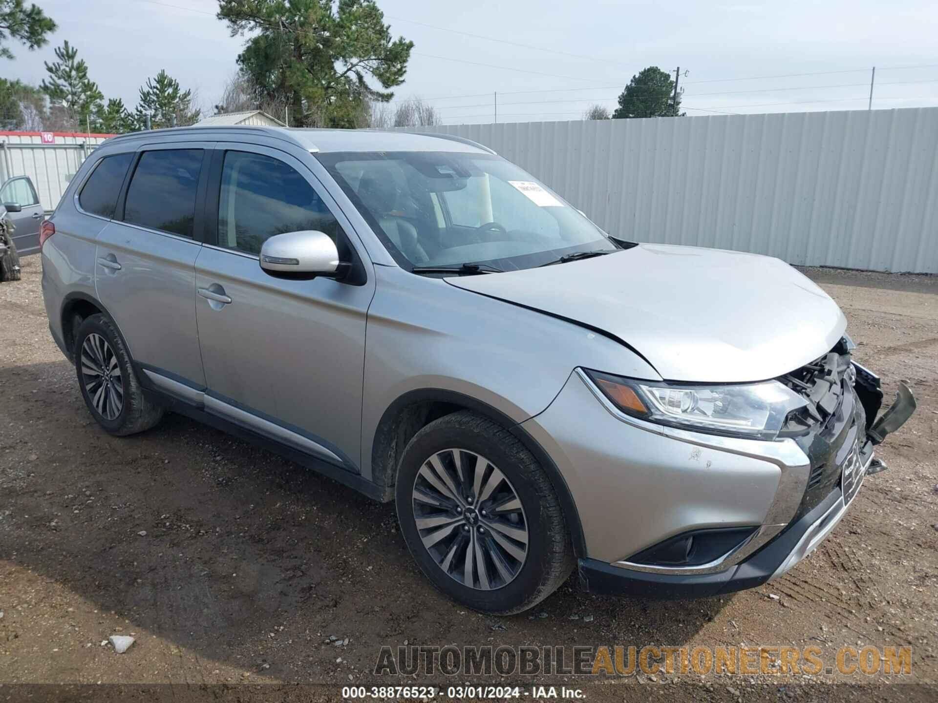 JA4AD3A32LZ040867 MITSUBISHI OUTLANDER 2020