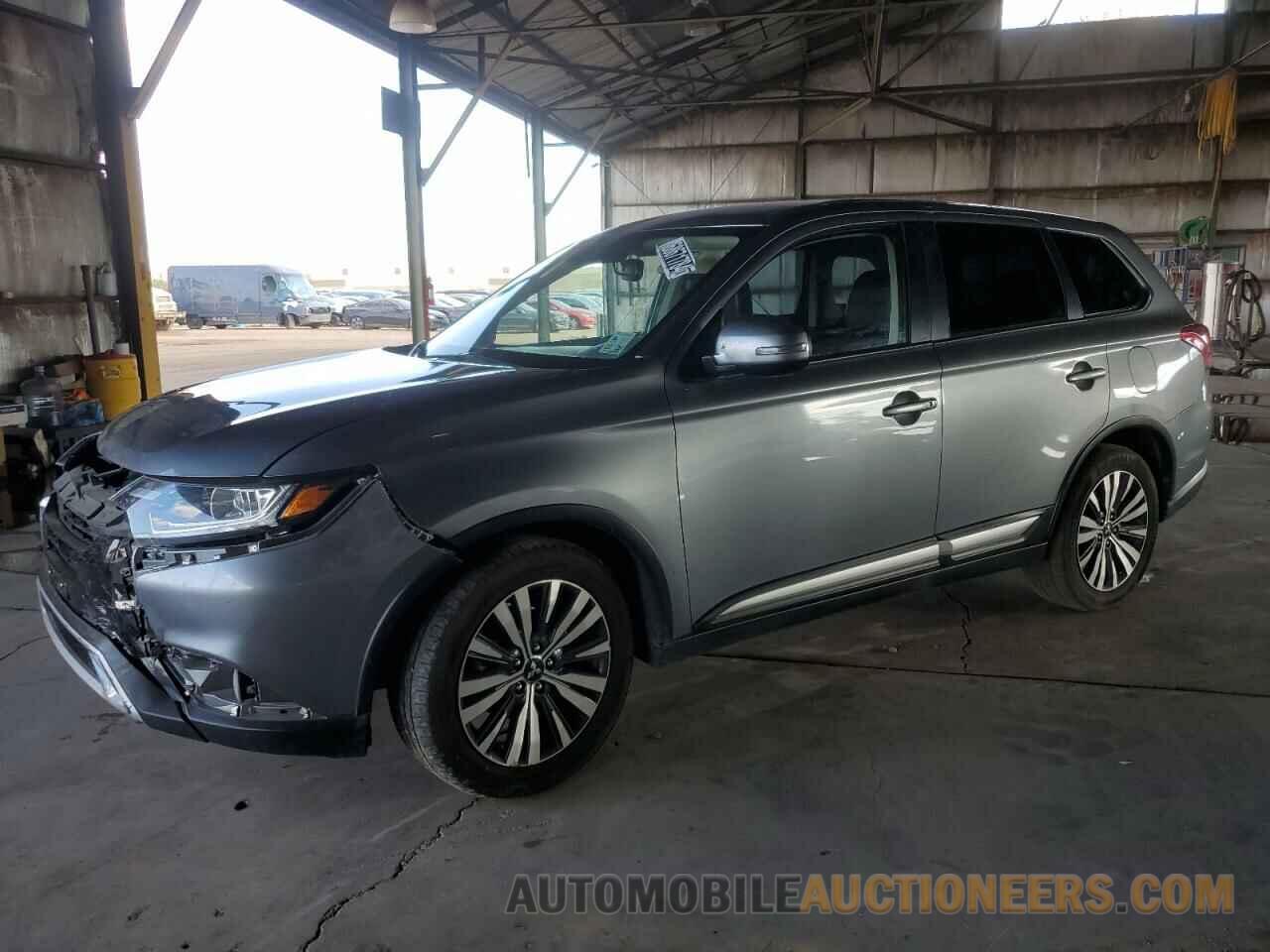 JA4AD3A32LZ044028 MITSUBISHI OUTLANDER 2020