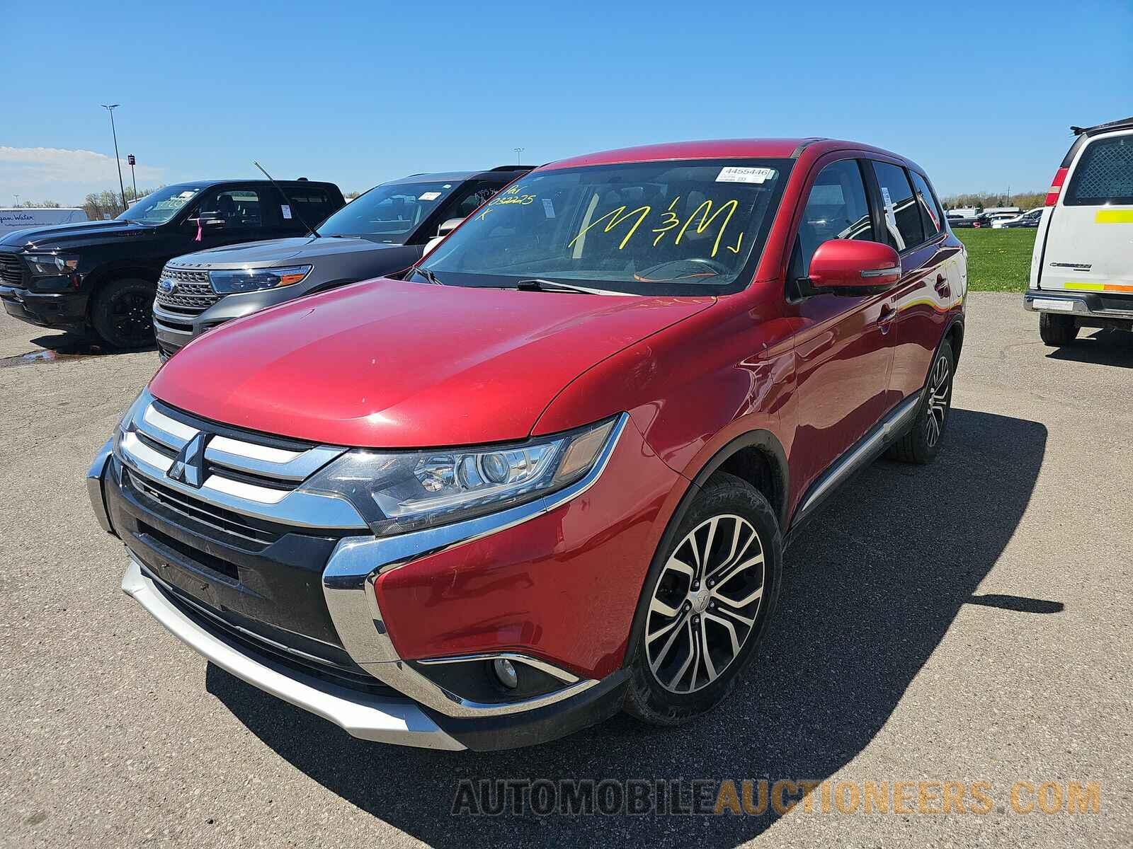 JA4AD3A33JZ032225 Mitsubishi Outlander 2018