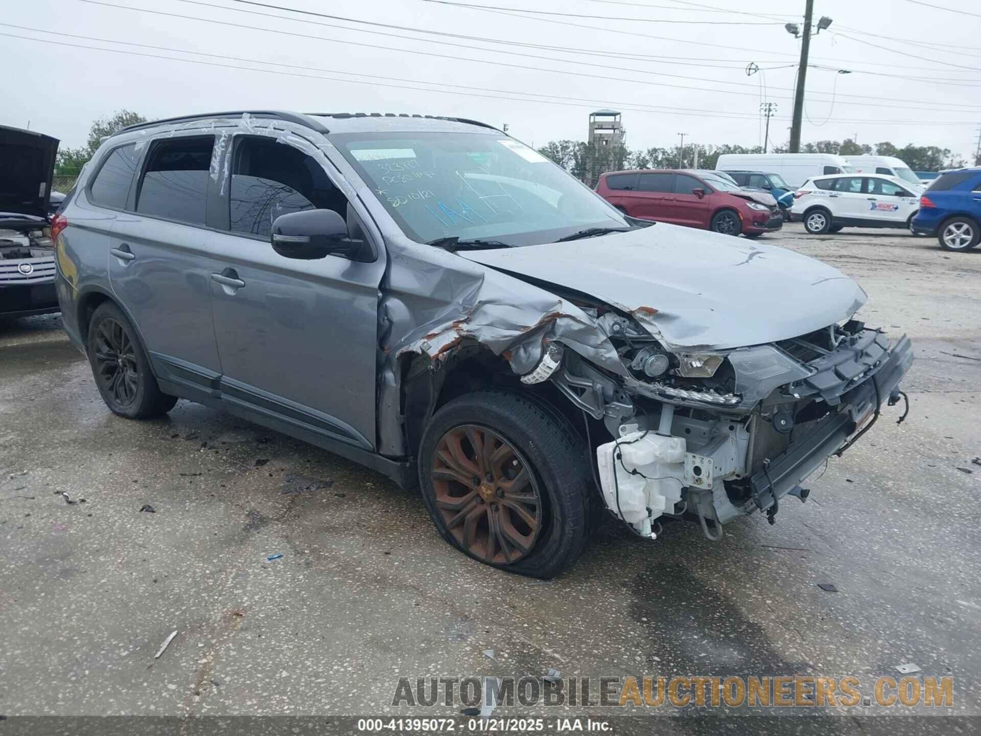 JA4AD3A33JZ033892 MITSUBISHI OUTLANDER 2018