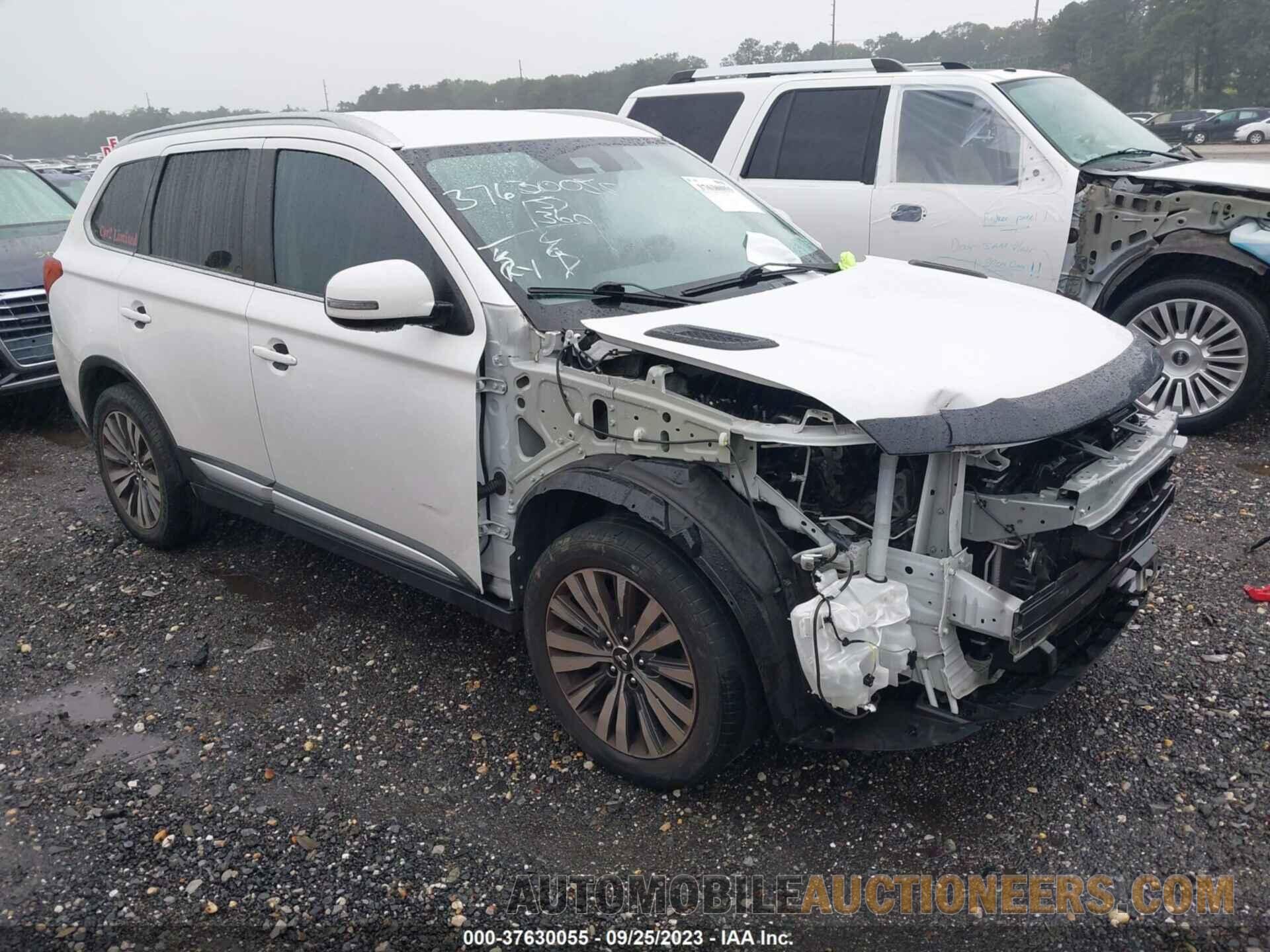 JA4AD3A33LZ040330 MITSUBISHI OUTLANDER 2020