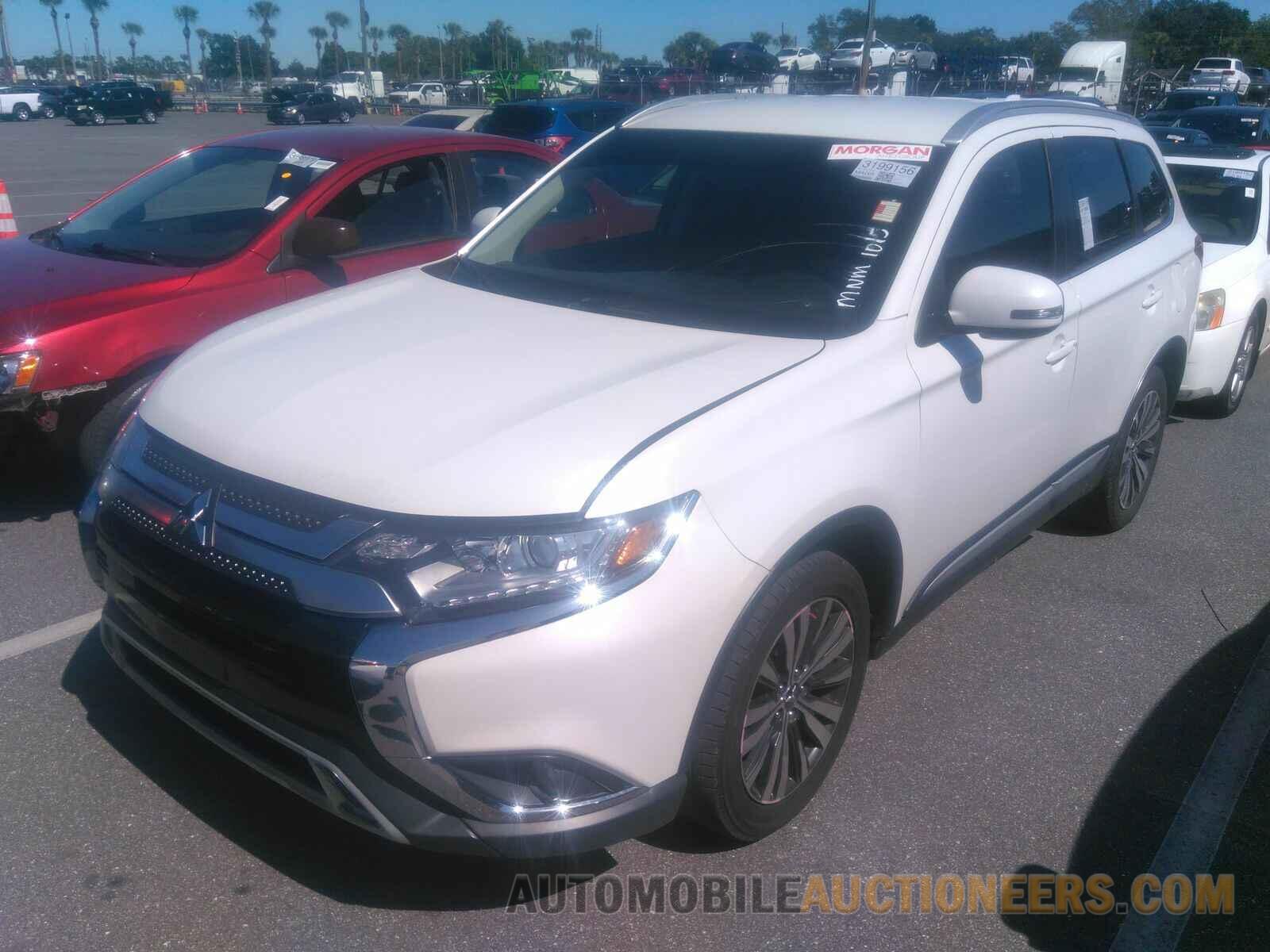 JA4AD3A34KZ036463 Mitsubishi Outlander 2019