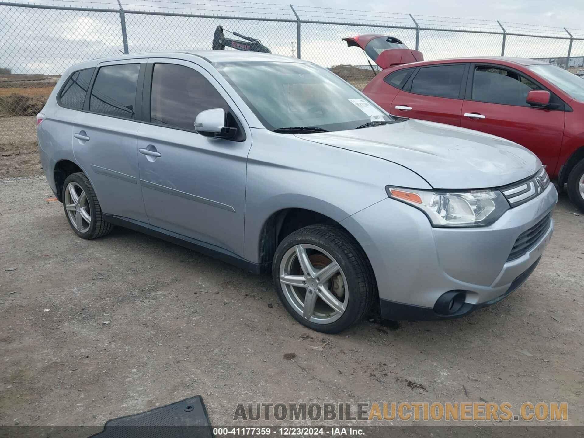 JA4AD3A35EZ018199 MITSUBISHI OUTLANDER 2014