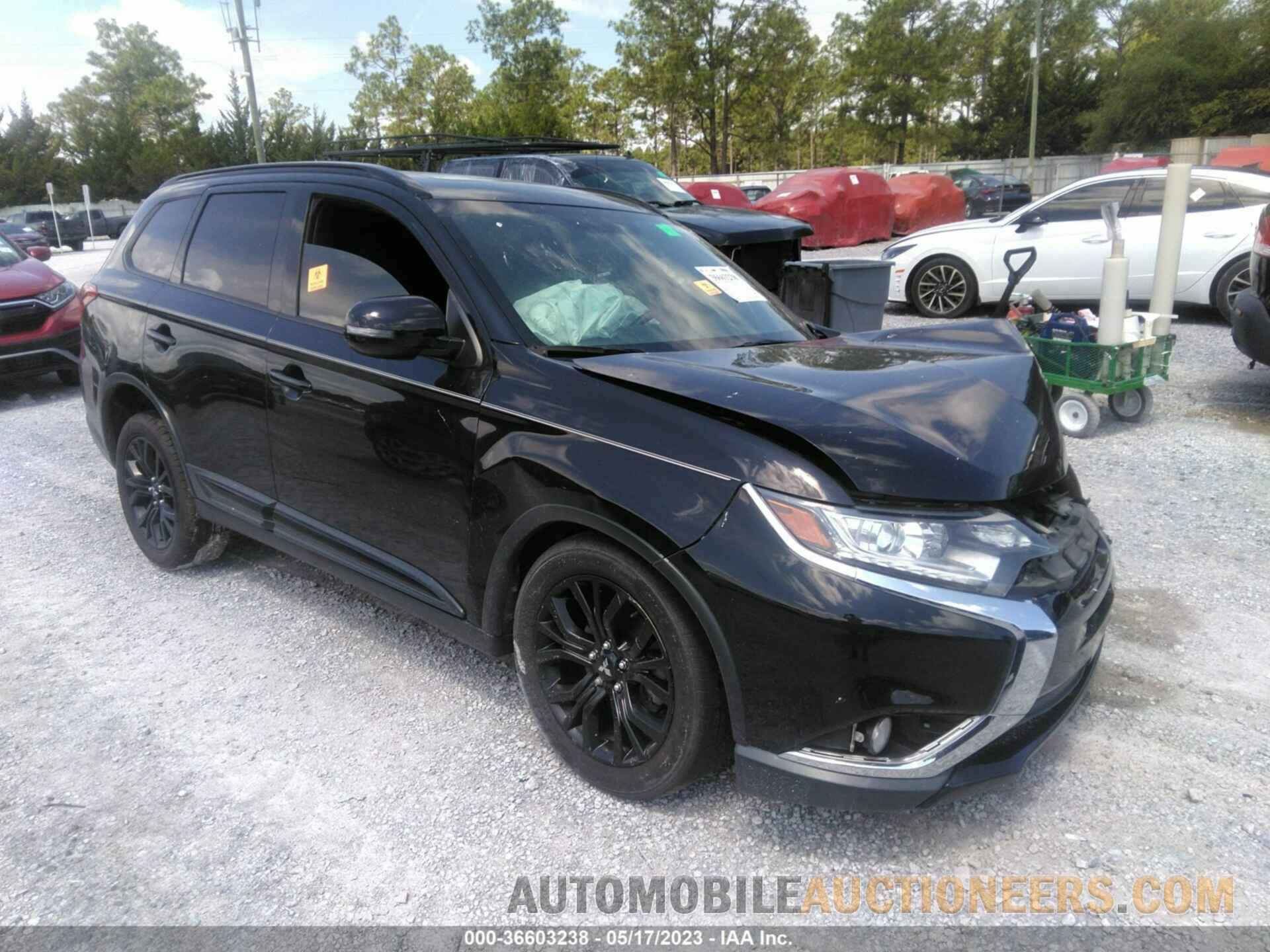 JA4AD3A35JZ031268 MITSUBISHI OUTLANDER 2018