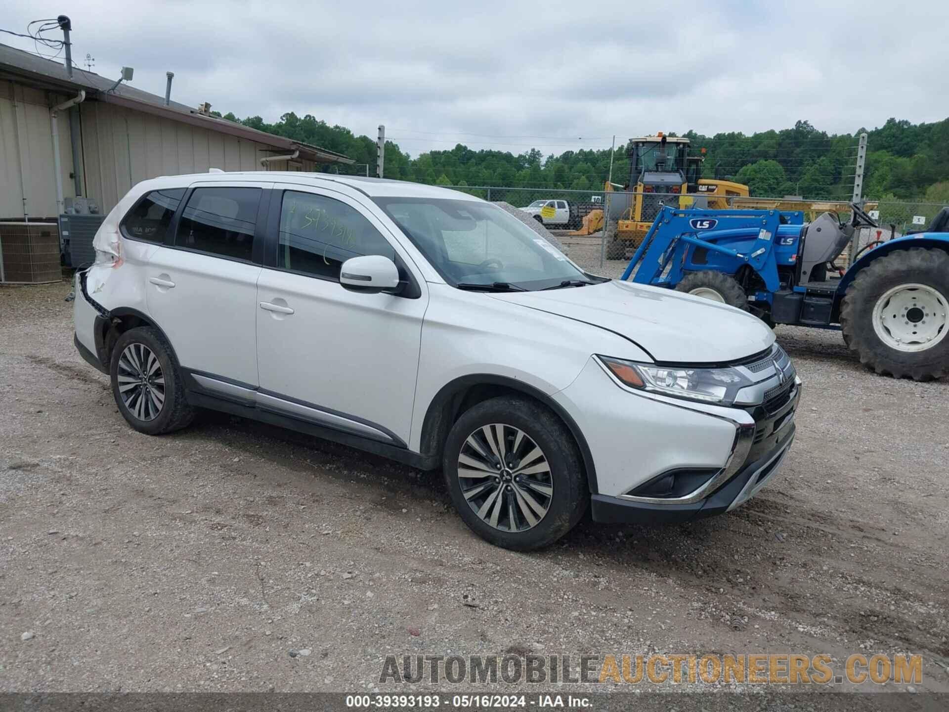 JA4AD3A35LZ004705 MITSUBISHI OUTLANDER 2020