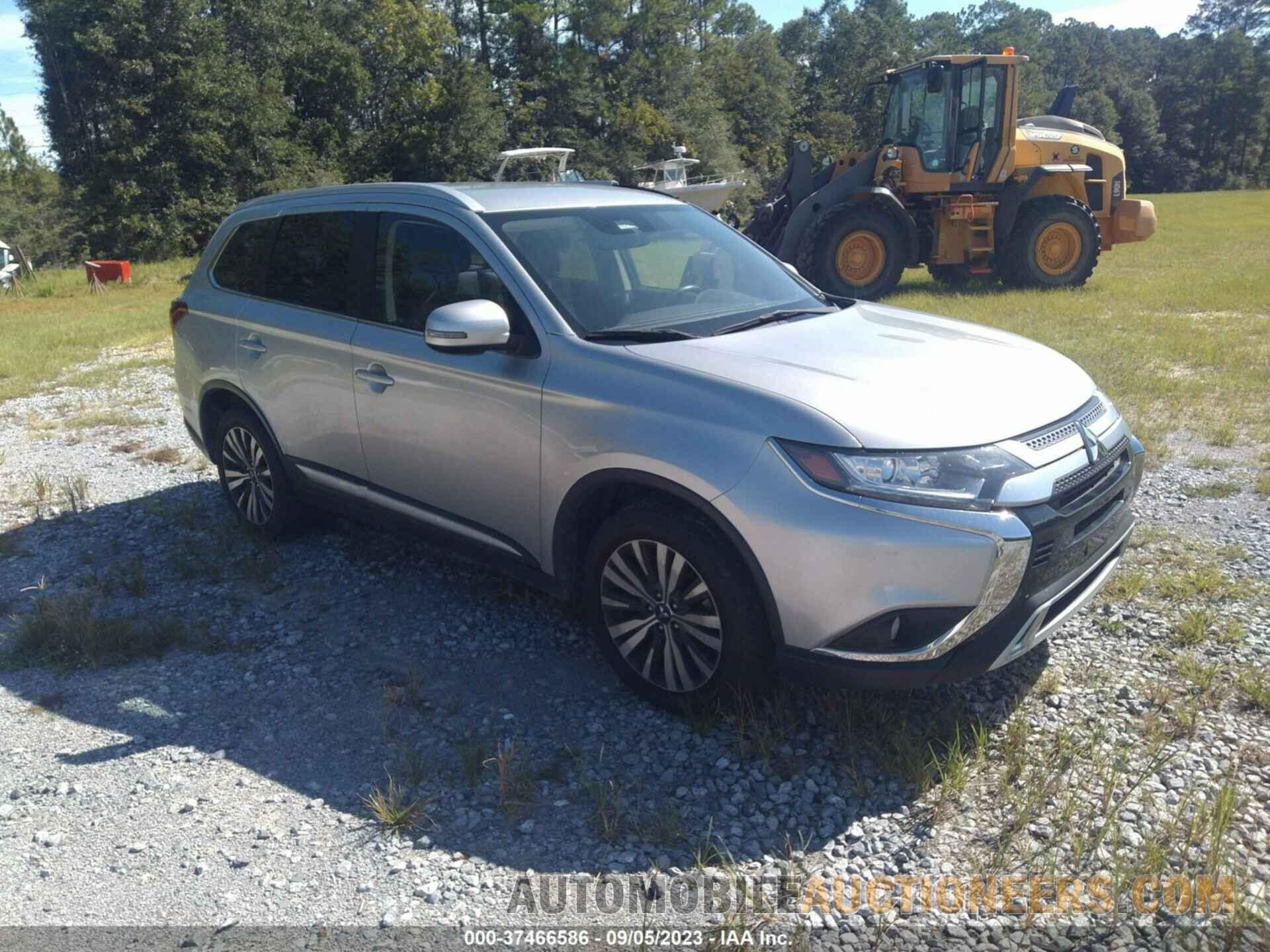 JA4AD3A36LZ040726 MITSUBISHI OUTLANDER 2020