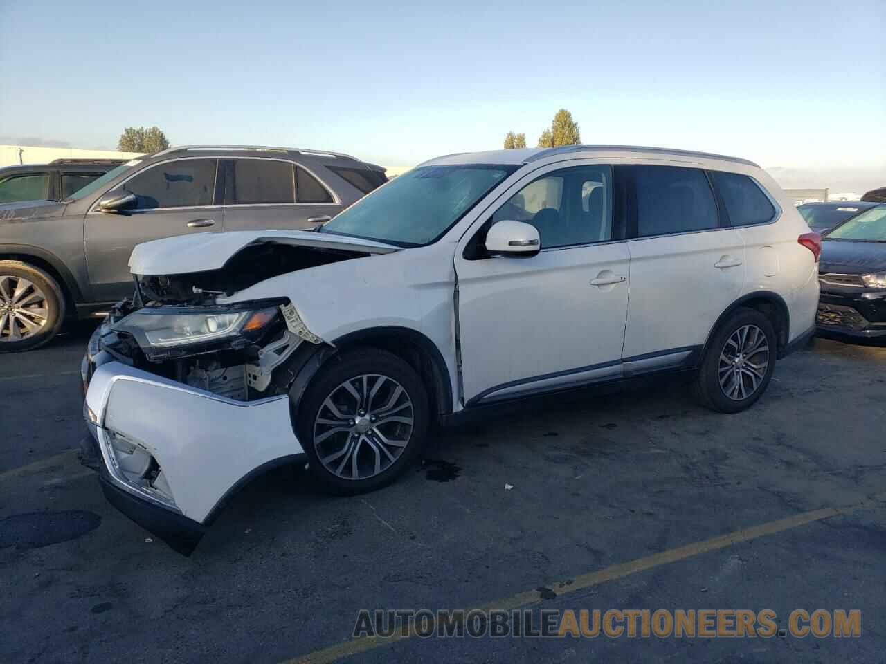 JA4AD3A37HZ058238 MITSUBISHI OUTLANDER 2017