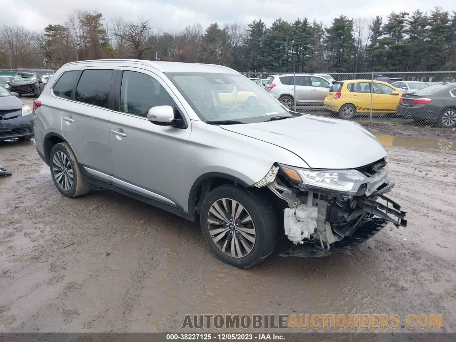 JA4AD3A37LZ020159 MITSUBISHI OUTLANDER 2020