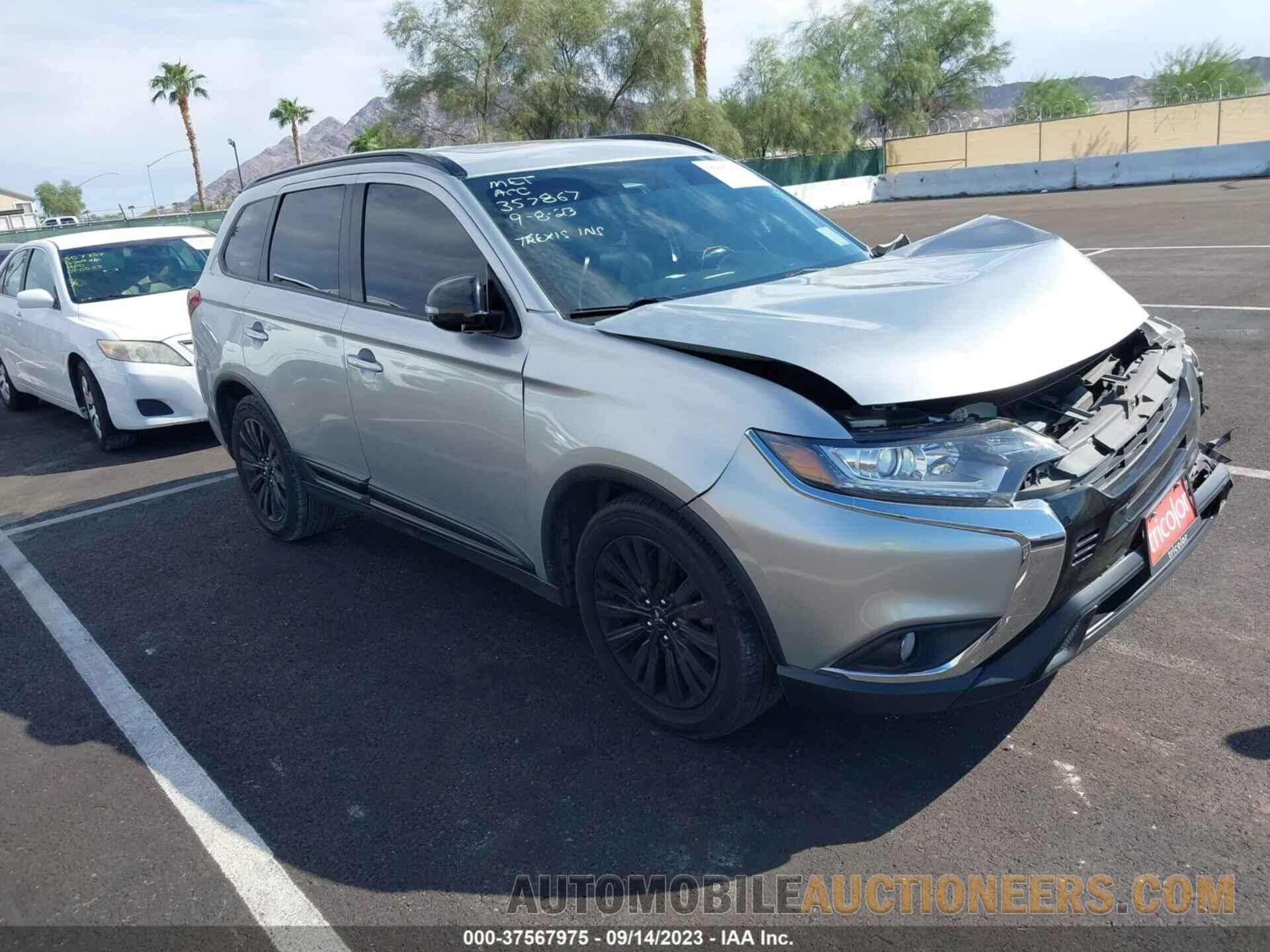 JA4AD3A37LZ035681 MITSUBISHI OUTLANDER 2020