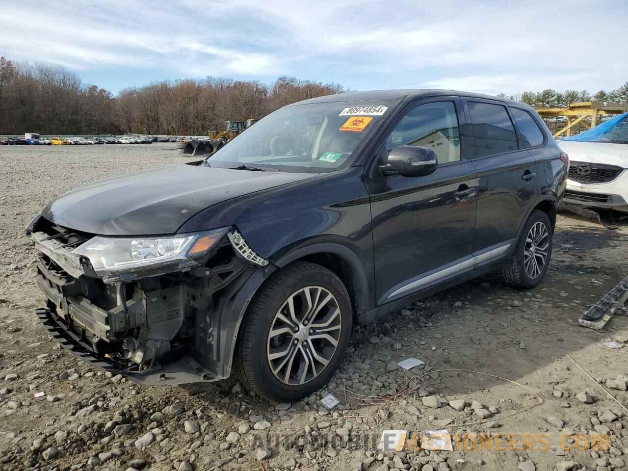 JA4AD3A38JZ023312 MITSUBISHI OUTLANDER 2018