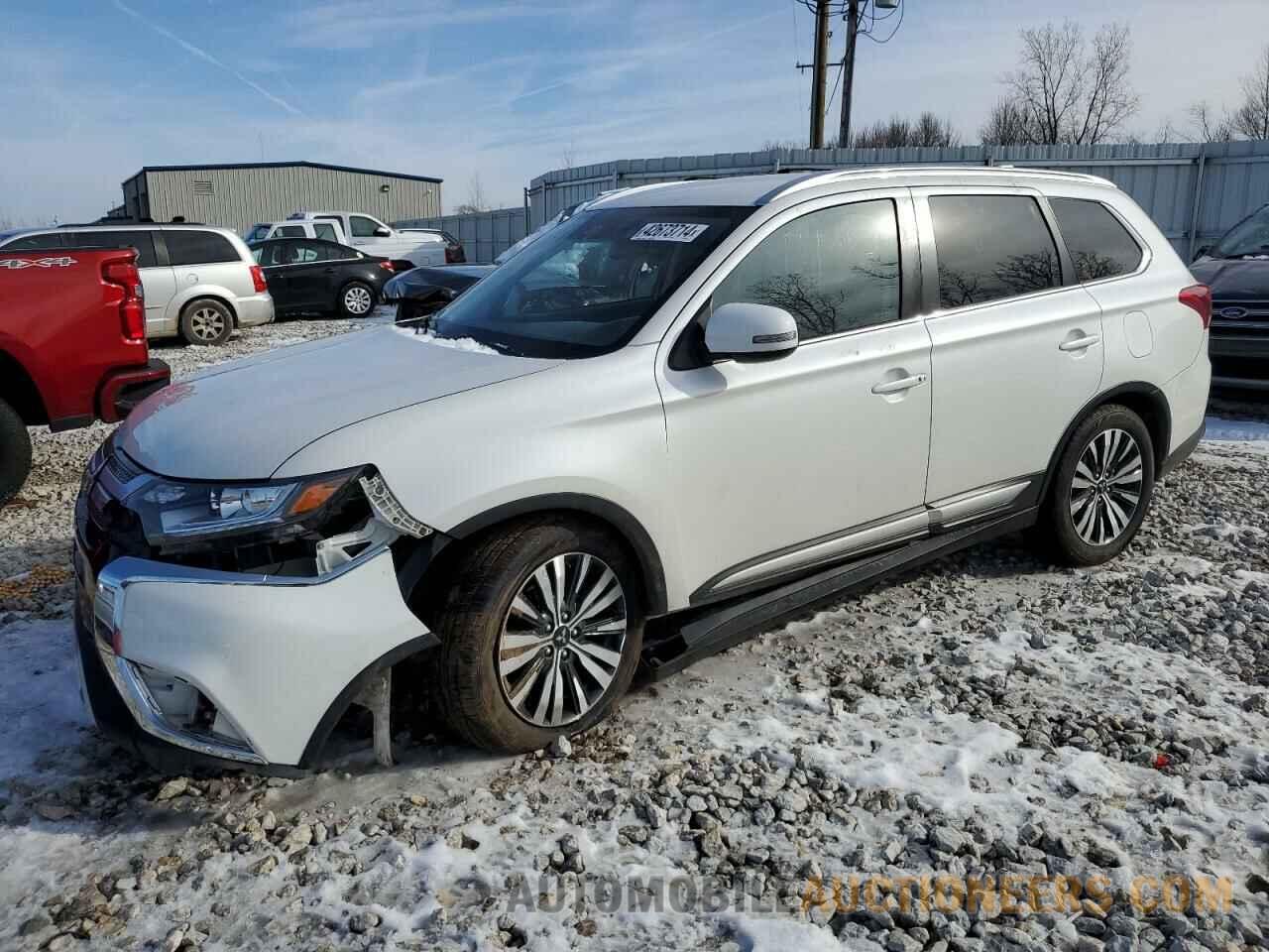 JA4AD3A38LZ031901 MITSUBISHI OUTLANDER 2020