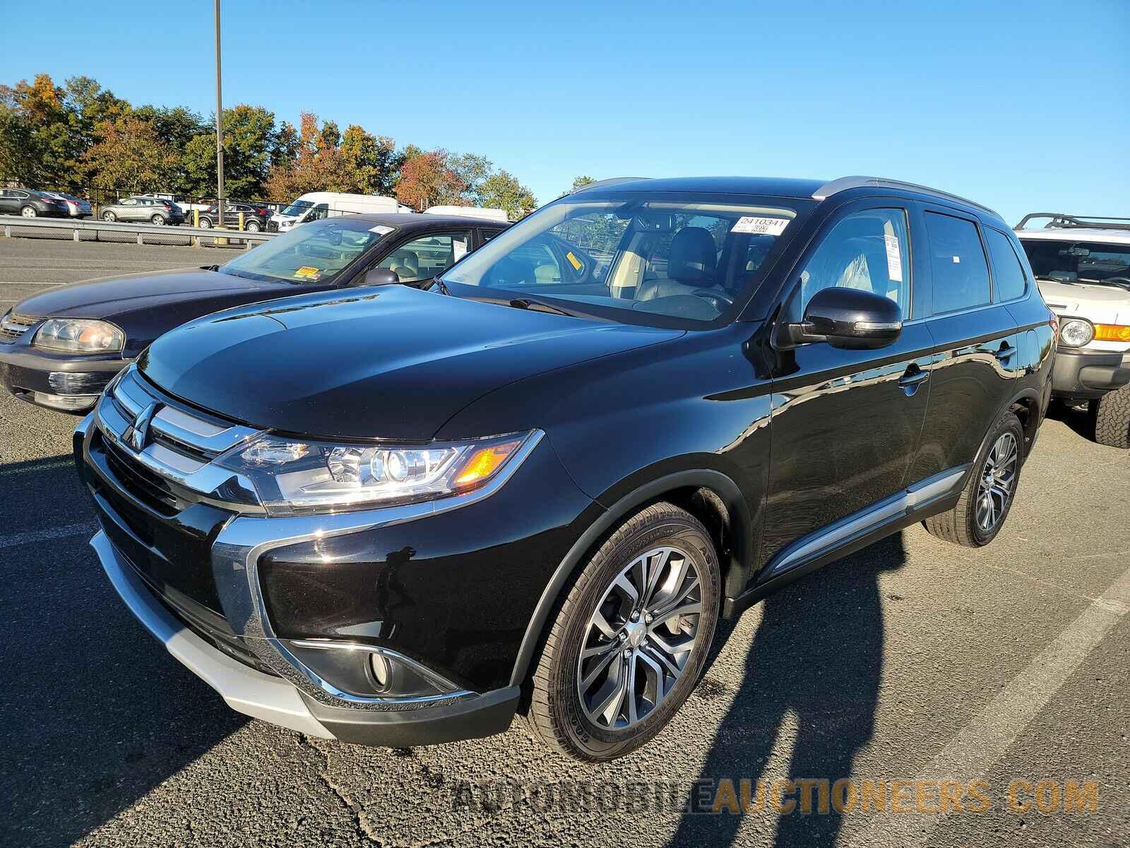 JA4AD3A39JZ039065 Mitsubishi Outlander 2018