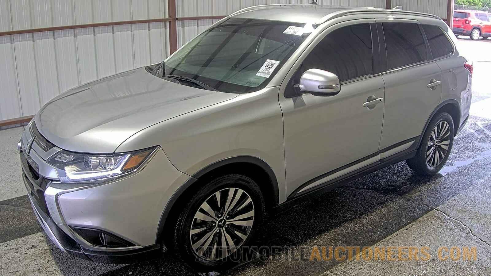 JA4AD3A39KZ028231 Mitsubishi Outlander 2019